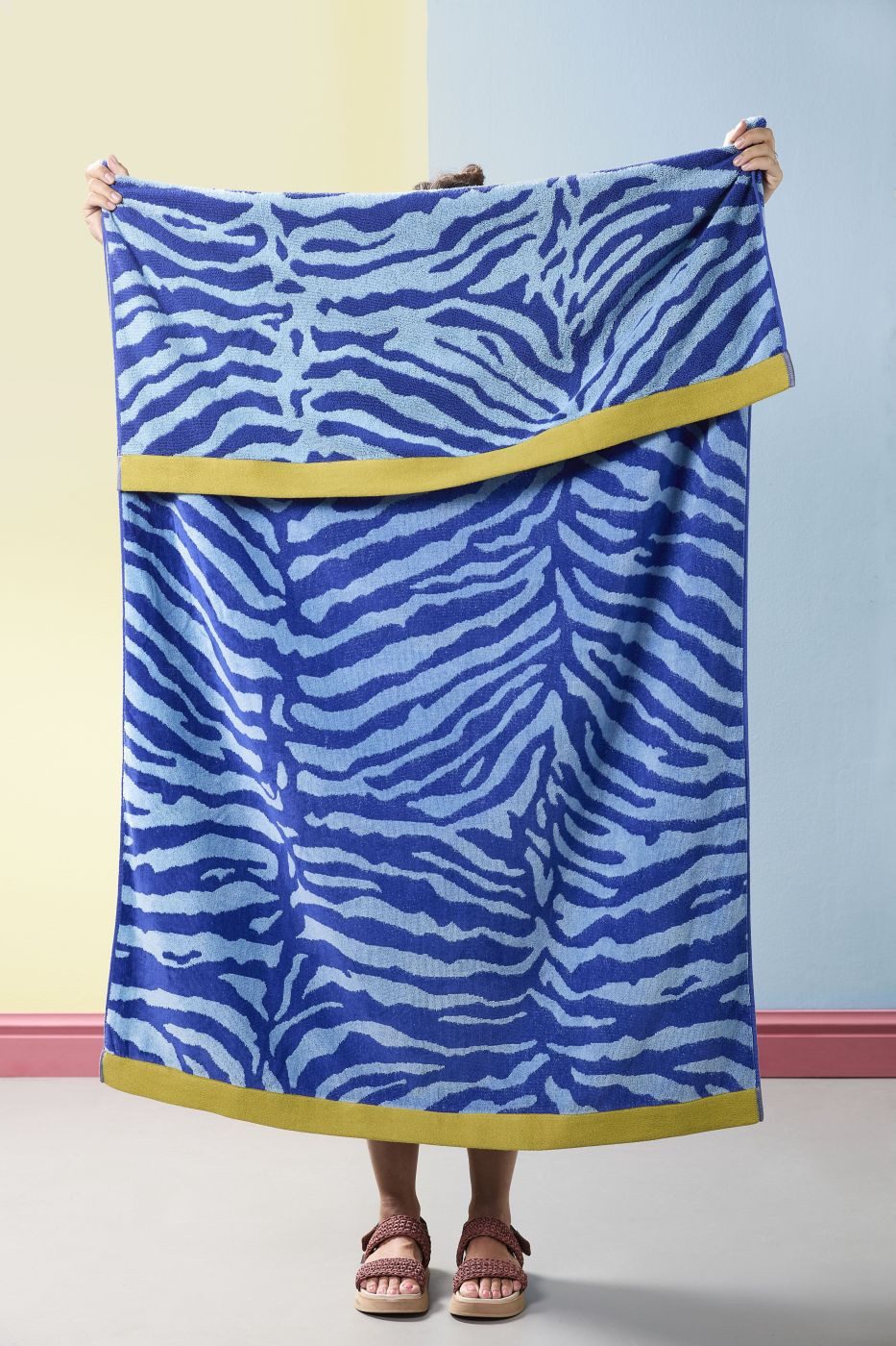 KAAT Amsterdam Strandtuch Strandtuch KA Zayda Blue 100x180 Blau, (1-St), Sport, Strand & Badehandtuch Liegetuch Saunatuch