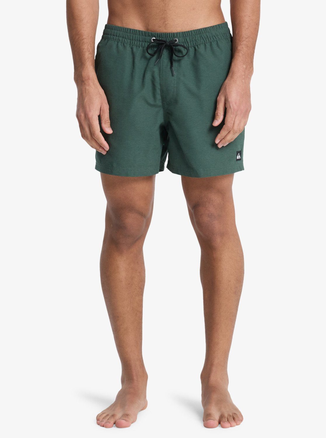 Quiksilver Badeshorts EVERYDAY VOLLEY 15 unifarbene Optik, mit kontrastfarbenen Details, Straight-Leg-Passform