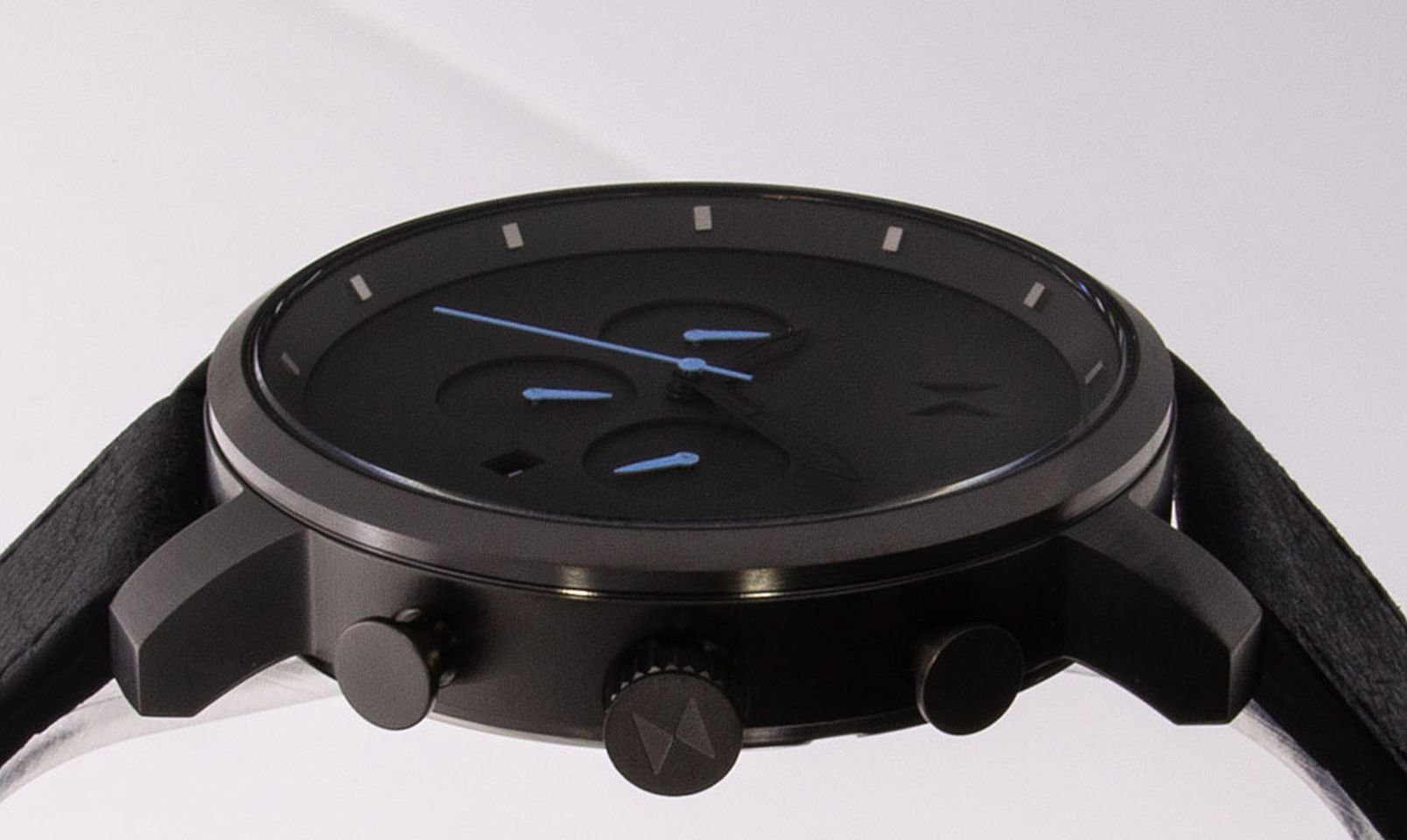 MVMT Chronograph MVMT Herrenuhr Chrono MC01-GUBL