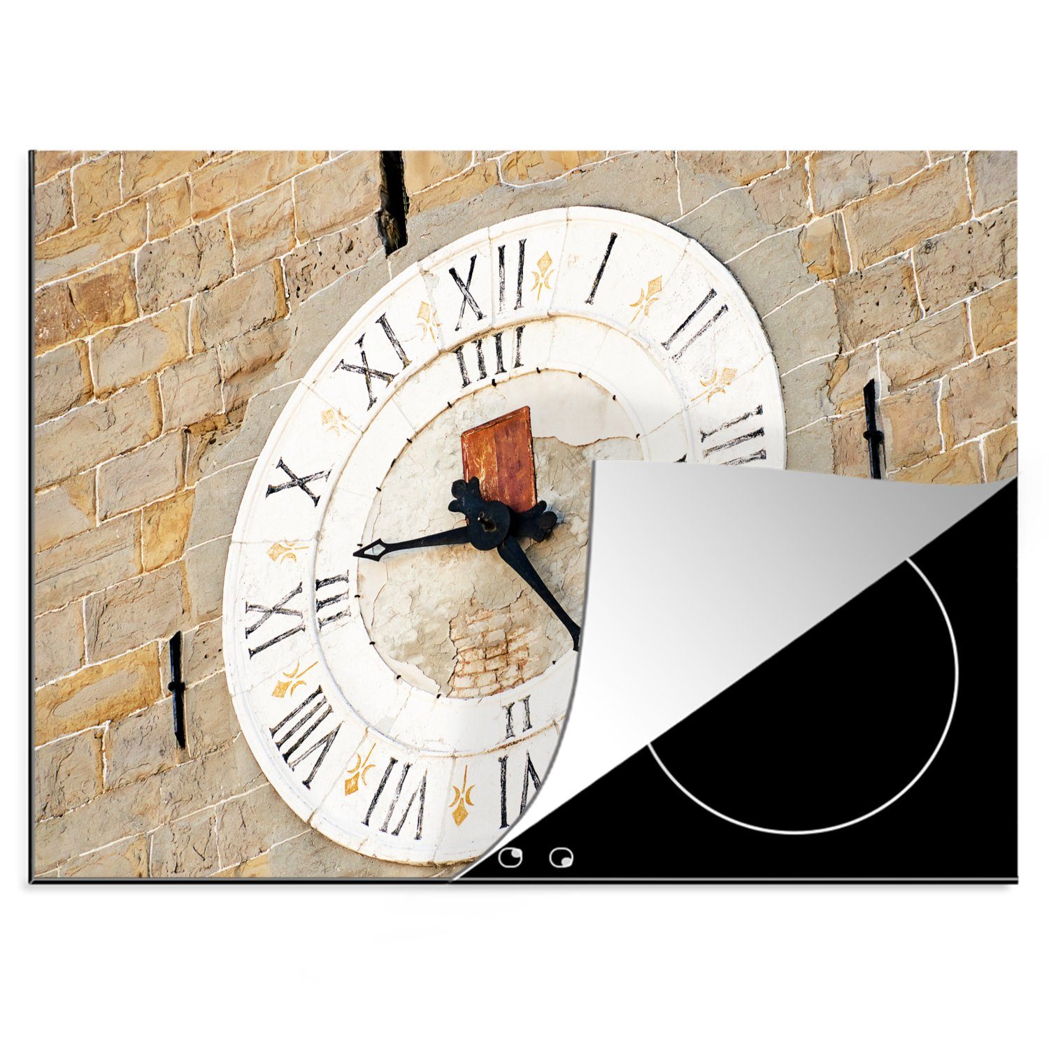 MuchoWow Herdblende-/Abdeckplatte Nahaufnahme einer Uhr in der Altstadt von Koper in Slowenien, Vinyl, (1 tlg), 70x52 cm, Mobile Arbeitsfläche nutzbar, Ceranfeldabdeckung
