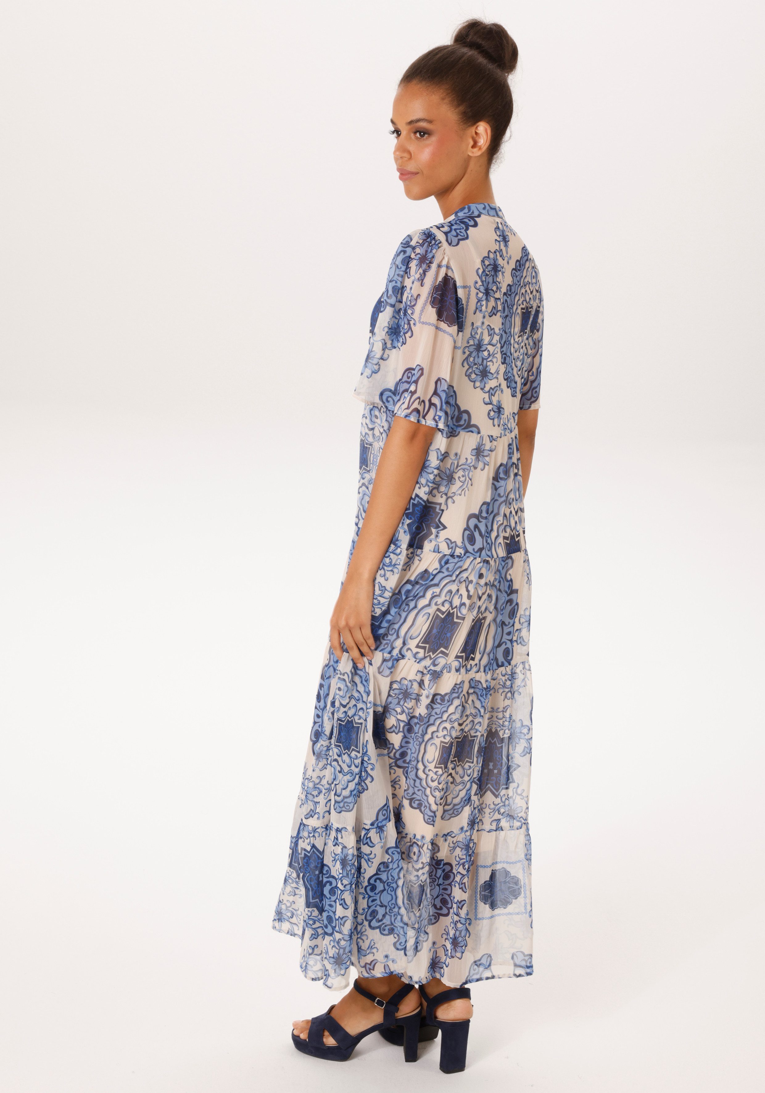 Aniston CASUAL Sommerkleid mit fantasievollem, grafischen Blumendruck - NEUE KOLLEKTION