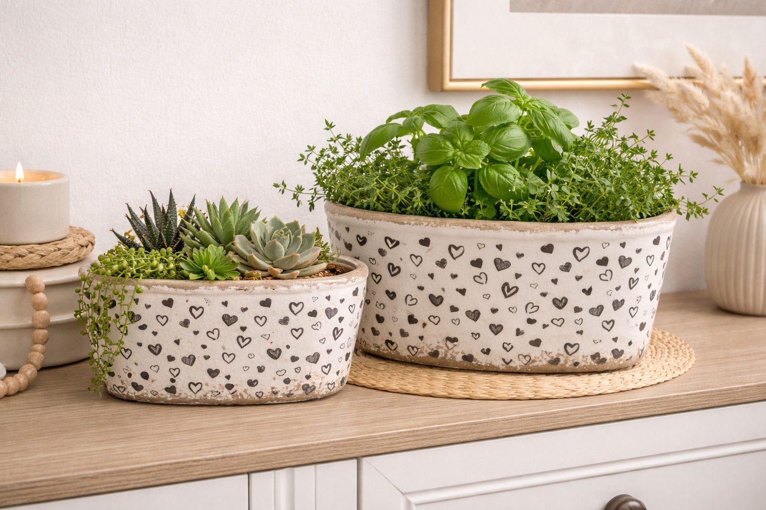 finehomegarden Blumentopf Schalen Set 2er Herzen Weiß-Schwarz 22x10xH11 cm & 26x13xH13 cm (2 St., 2er-Set), Dekorative Steinzeug Schalen im modernen Design