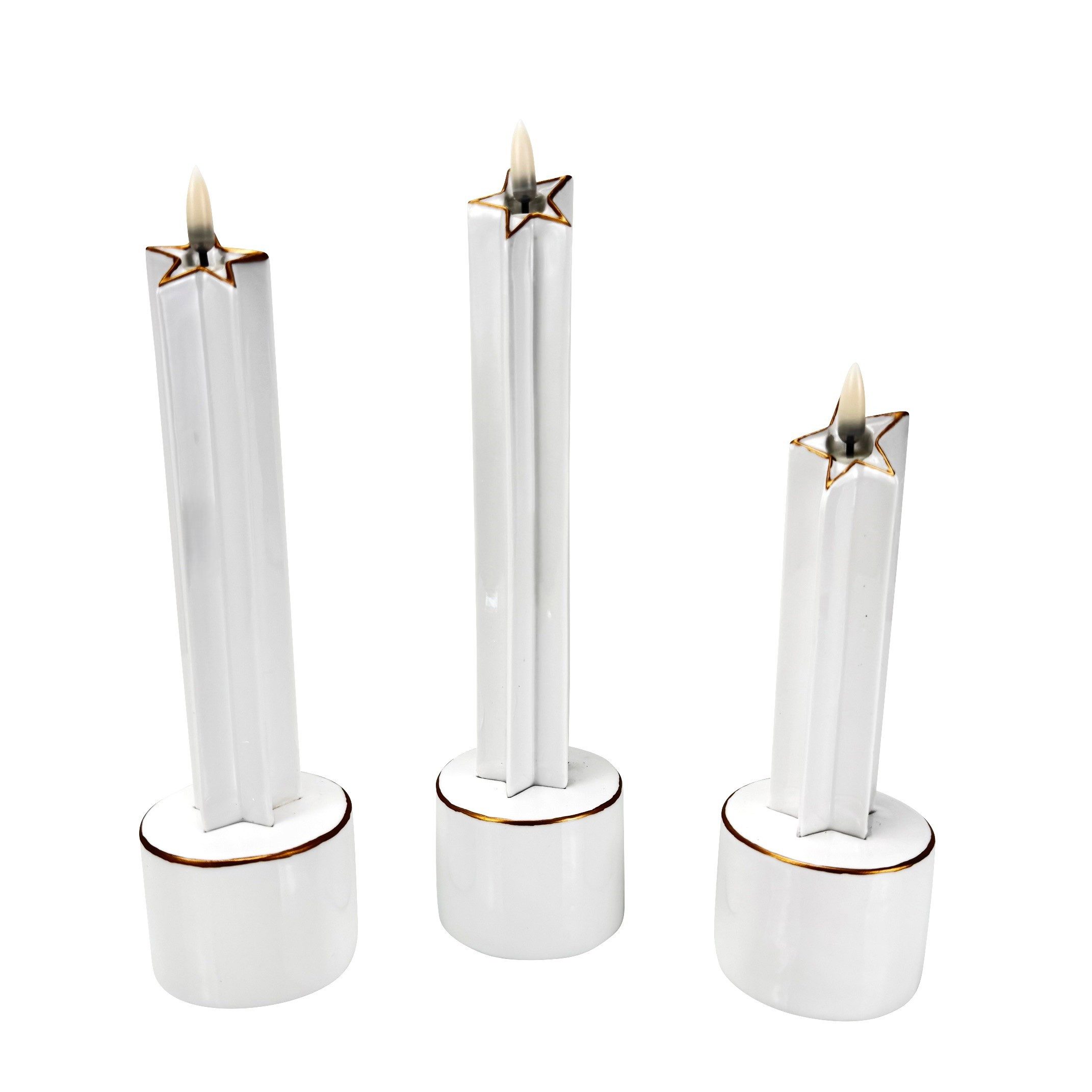 Online-Fuchs LED-Kerze - 3er Set Kerzen aus Keramik in Sternform mit 6-Stunden Timer (Silber oder Gold, realistische Kerzenflamme), 3 unterschiedliche Höhen von 20 bis 27,5 cm groß