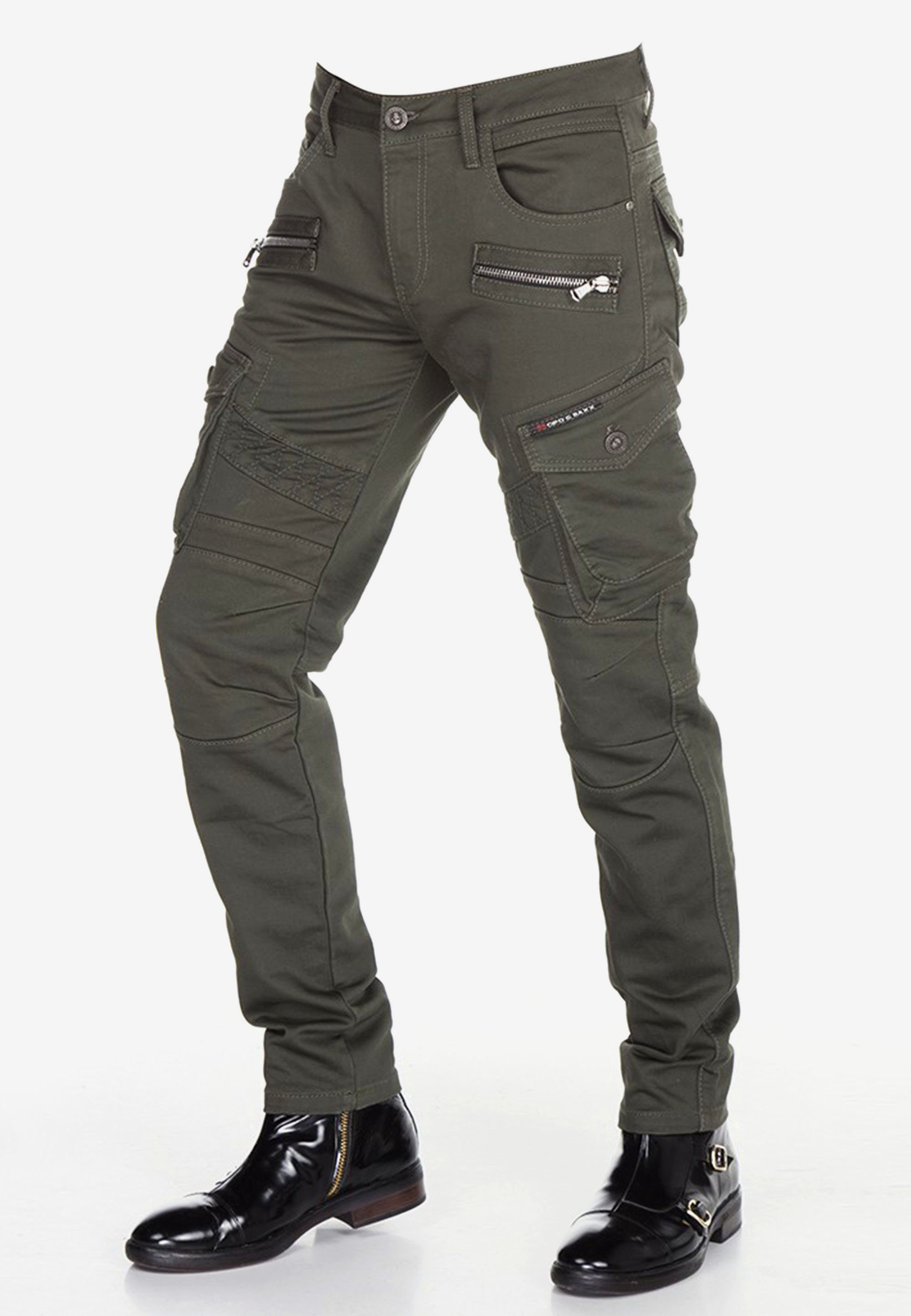 Cipo & Baxx Bequeme khaki angesagten Biker-Stil im Jeans