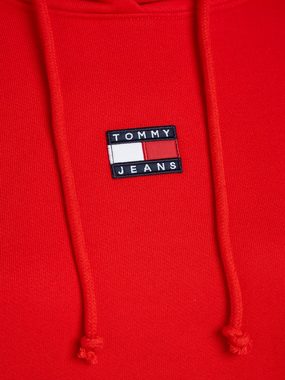 Tommy Jeans Kapuzensweatshirt TJW Tommy Center Badge Hoodie mit mittigem Tommy Jeans Logo-Aufnäher