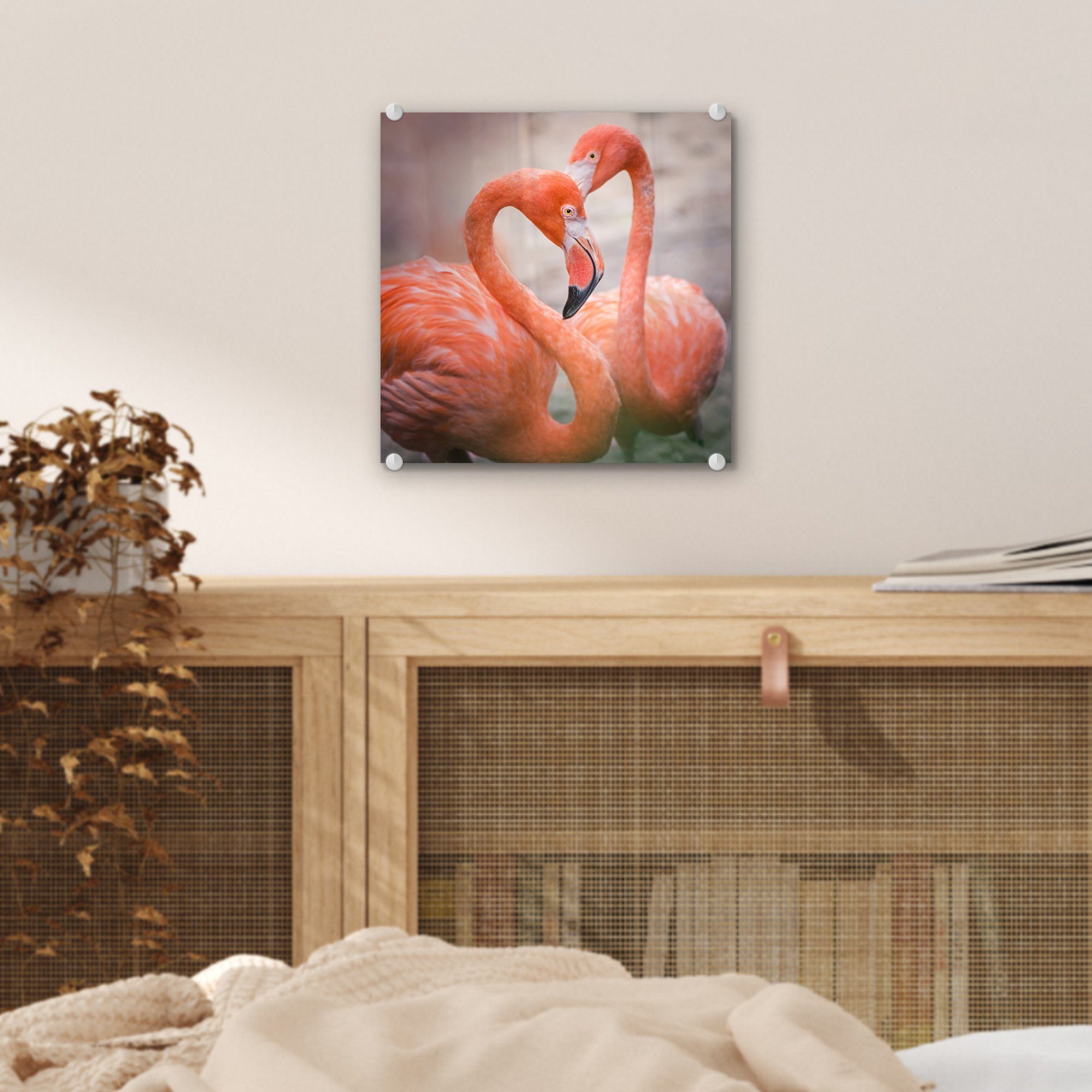 MuchoWow Acrylglasbild Zwei - Glasbilder auf rote Foto Herz, auf - Wanddekoration (1 zusammen Bilder bilden - Wandbild Glas Flamingos ein Glas St)