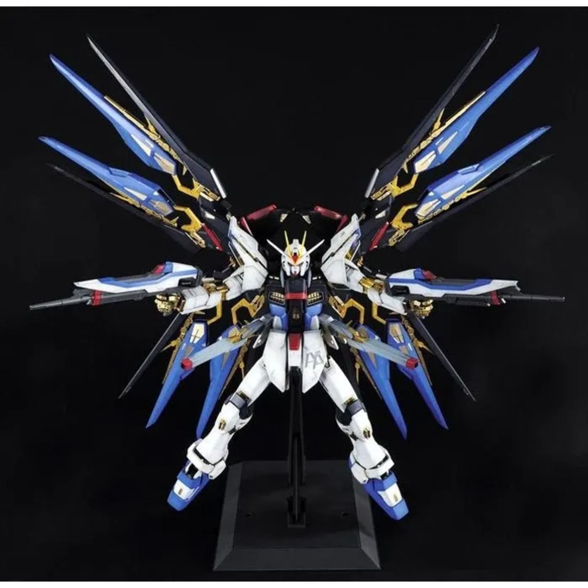 Bandai Modellbausatz Bandai PG Strike Fre