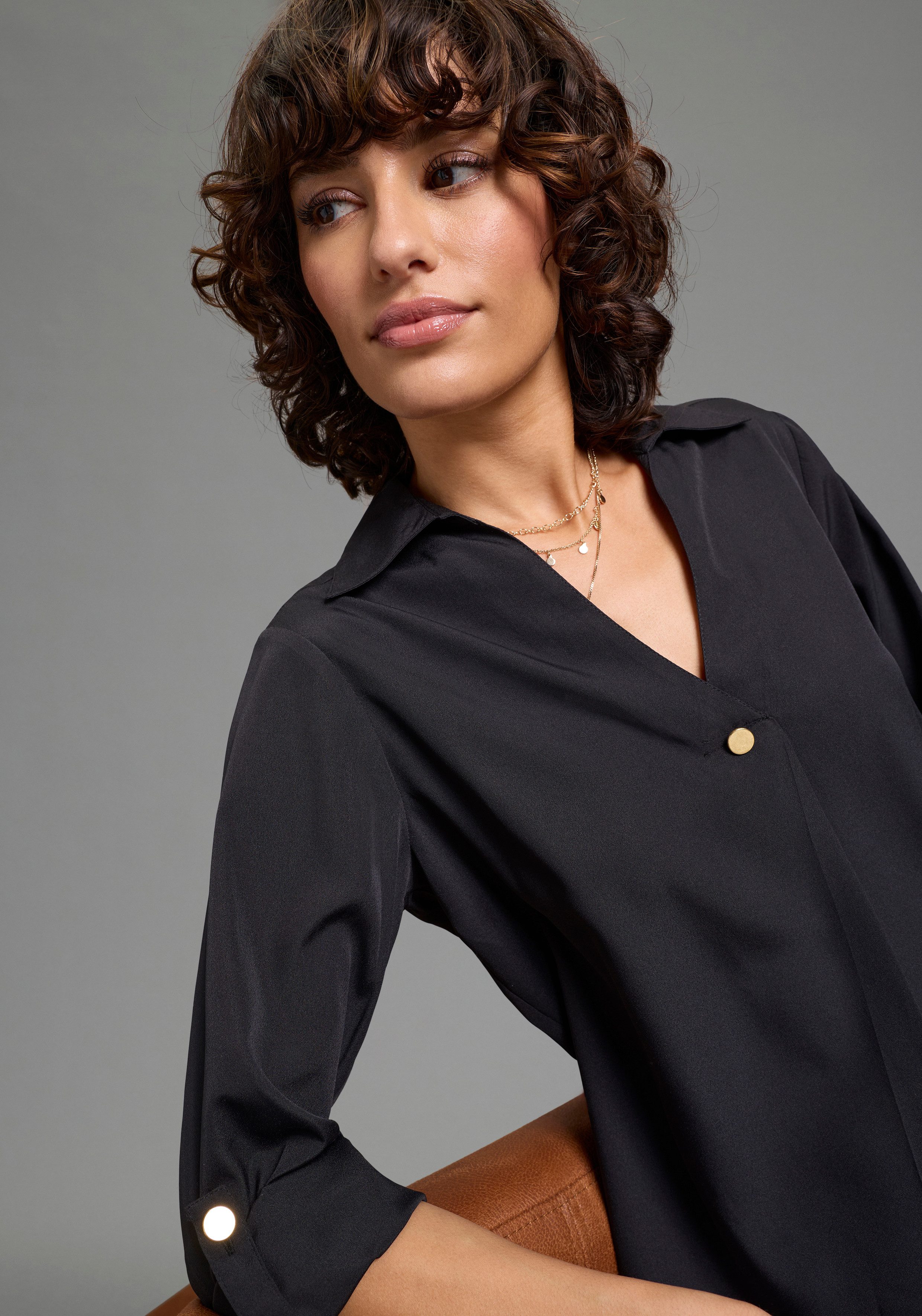 Laura Scott Klassische Bluse feminin geschnitten, unifarben, aus Polyester – Bild 4 von 5