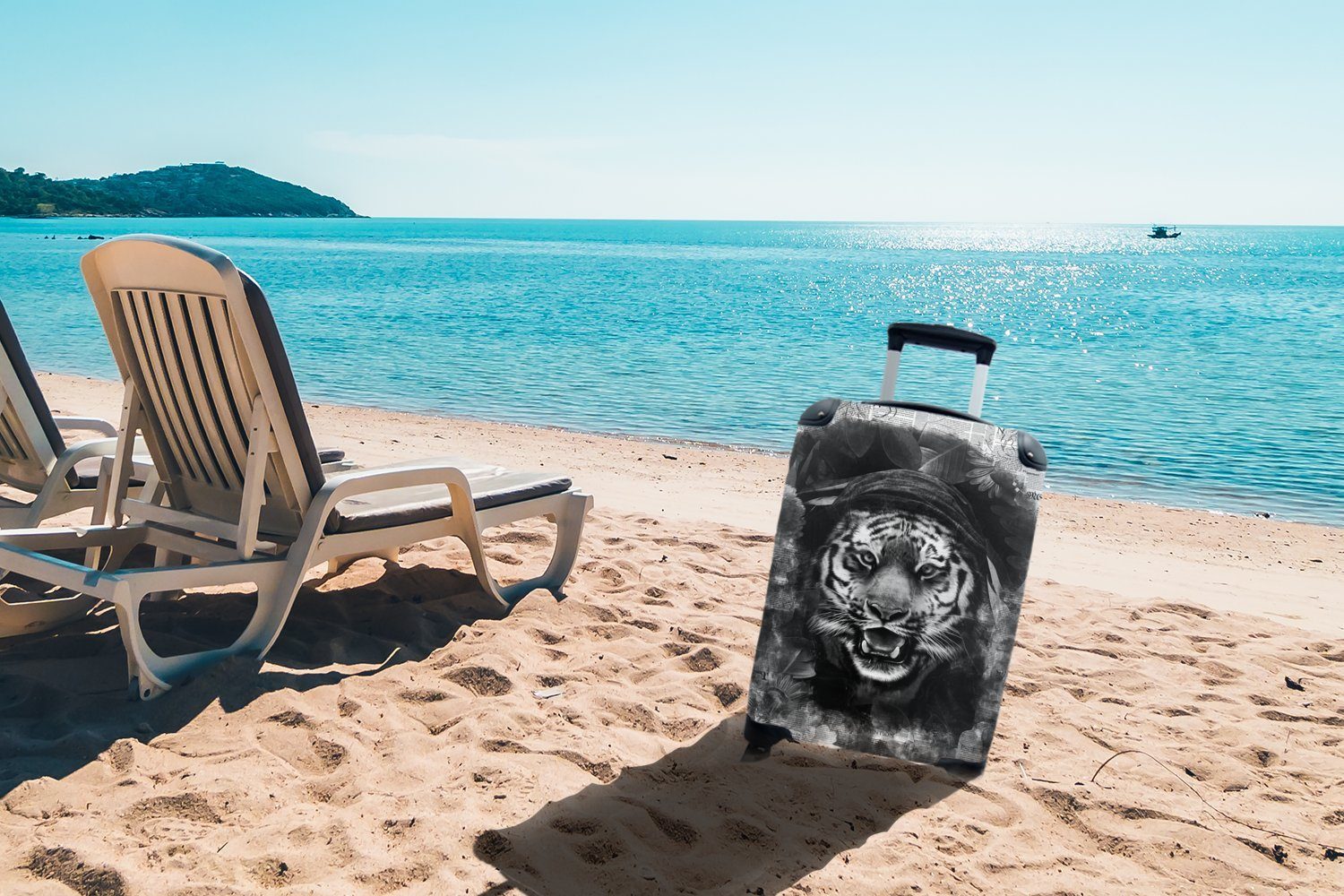 MuchoWow Handgepäckkoffer Tiger mit einer auf schwarz, Trolley, 4 Zeitungen Reisekoffer Handgepäck Ferien, Hintergrund Rollen, Kapuze von einem - mit rollen, Reisetasche für
