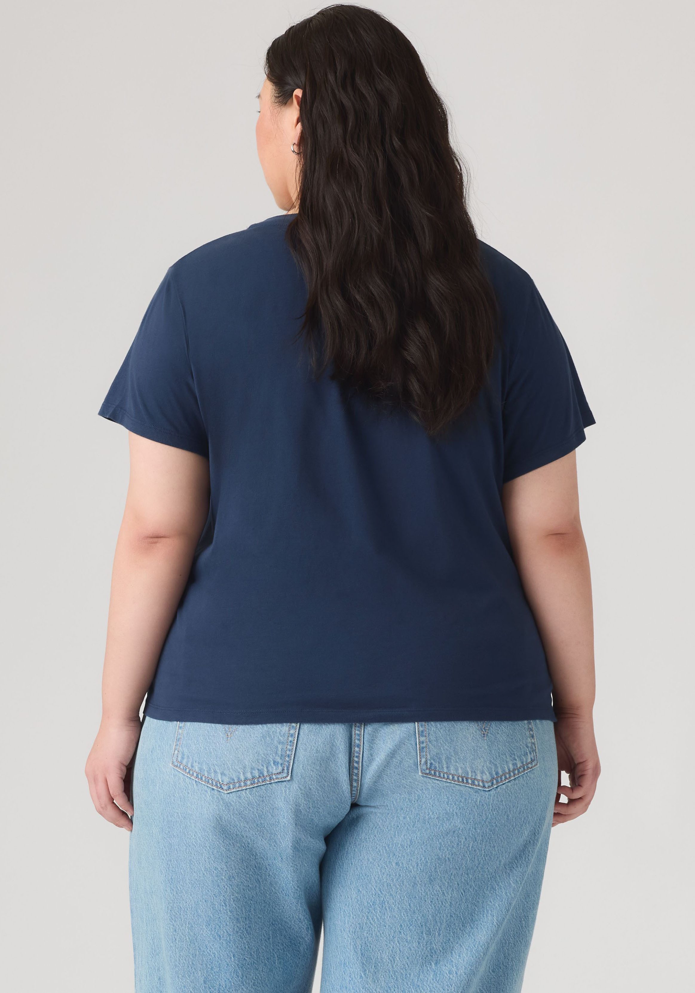 Levi's® Plus V-Shirt V NECK TEE Figurumspielende Passform