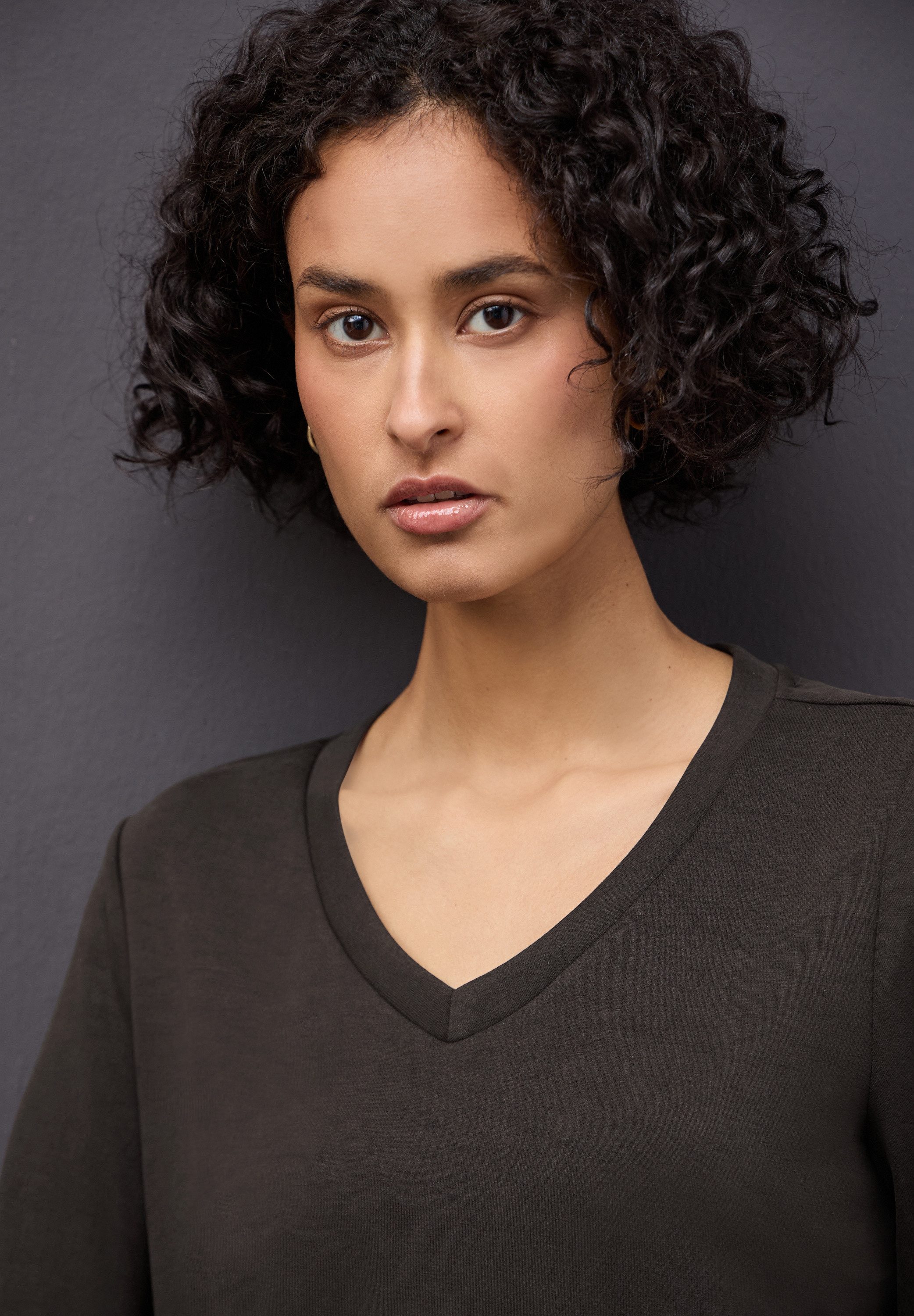 STREET ONE Sweatshirt mit V-Ausschnitt