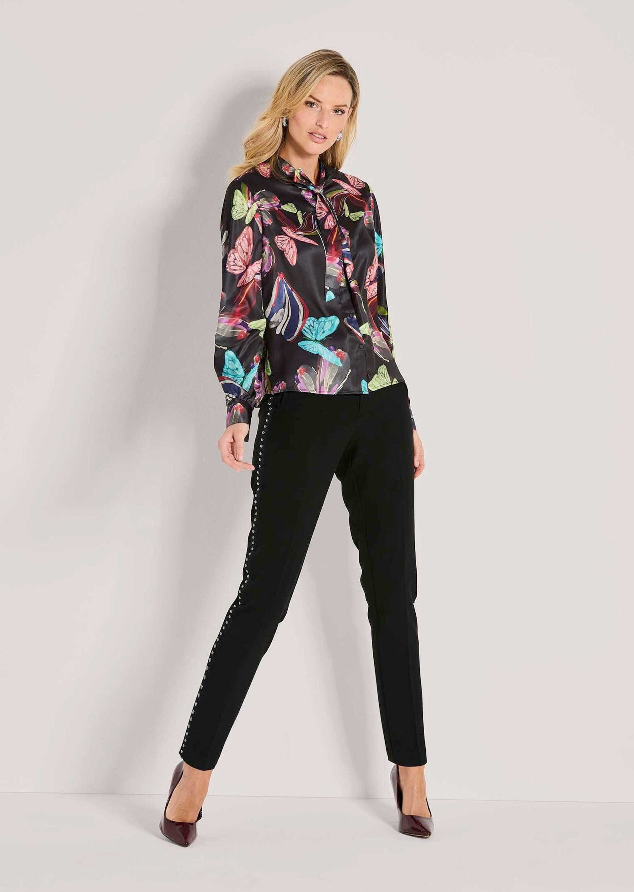 MADELEINE Langarmbluse Farbenfrohe Dschungel-Print Bluse Stehkragen günstig online kaufen