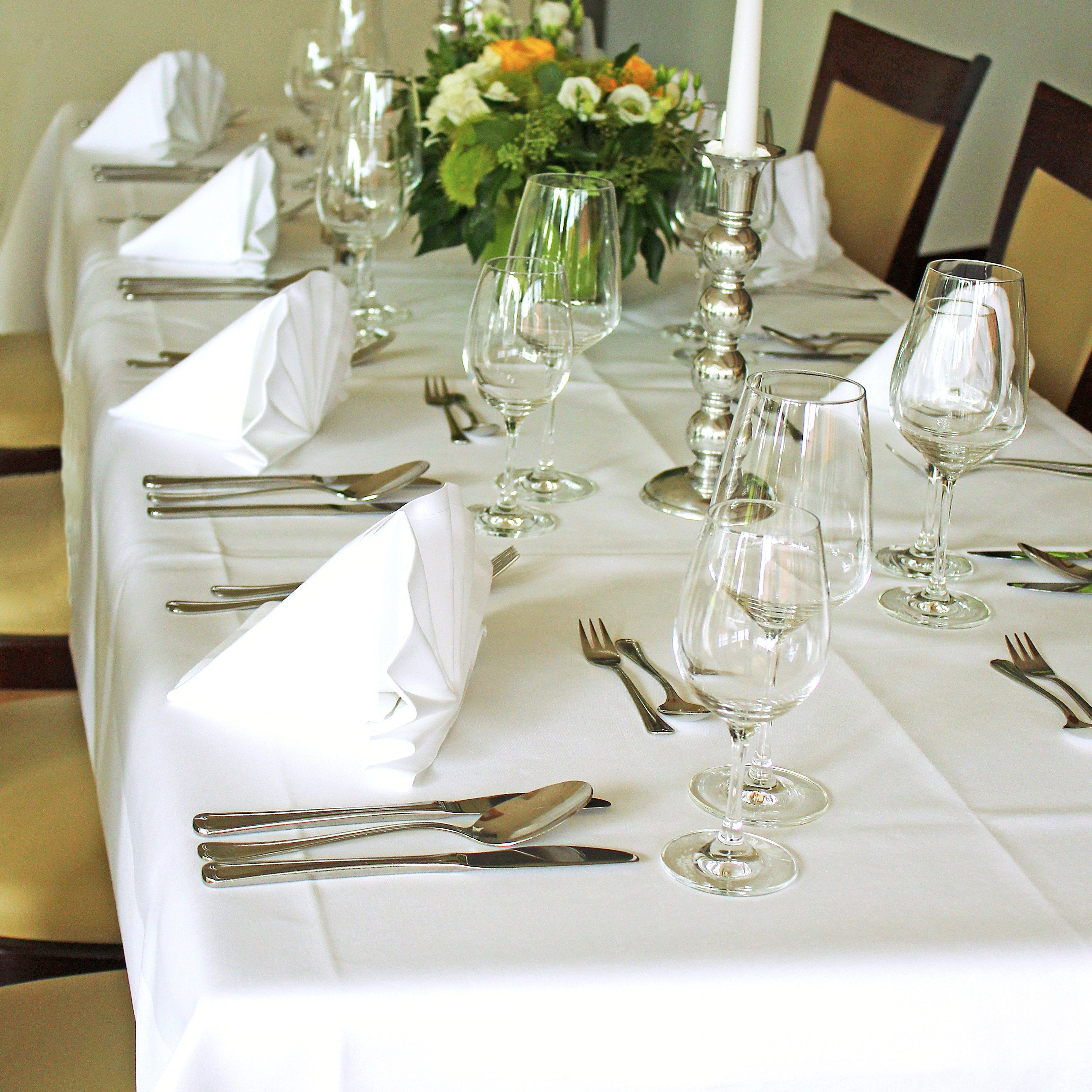 Libusch® Tischdecke Klara, ECKIG, Hochzeit, weiß, Vollzwirn Baumwolle, Größ günstig online kaufen