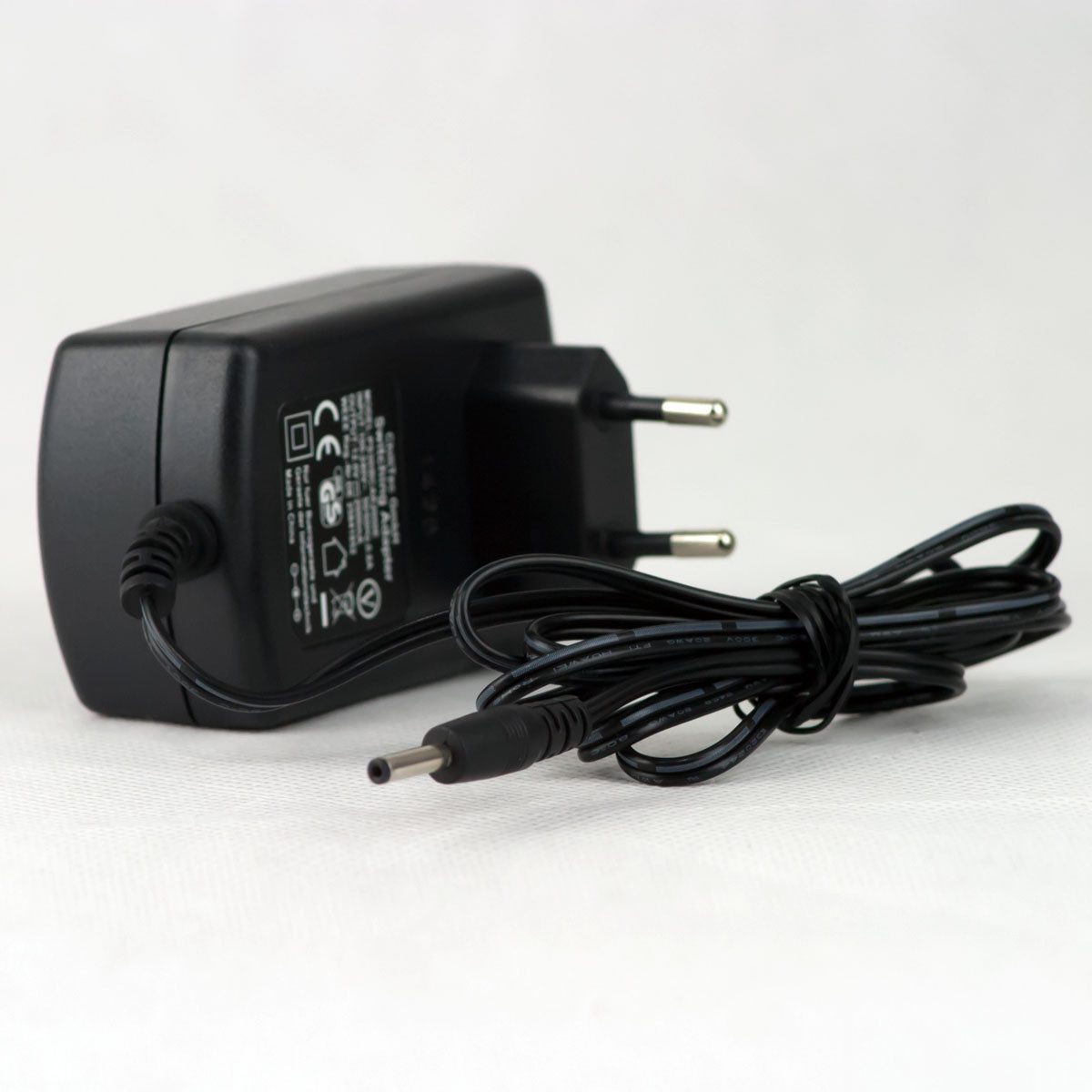 ChiliTec Stecker-Netzteil "CTN-1224/35n" 12V 24W, 3,5mm Netzteil