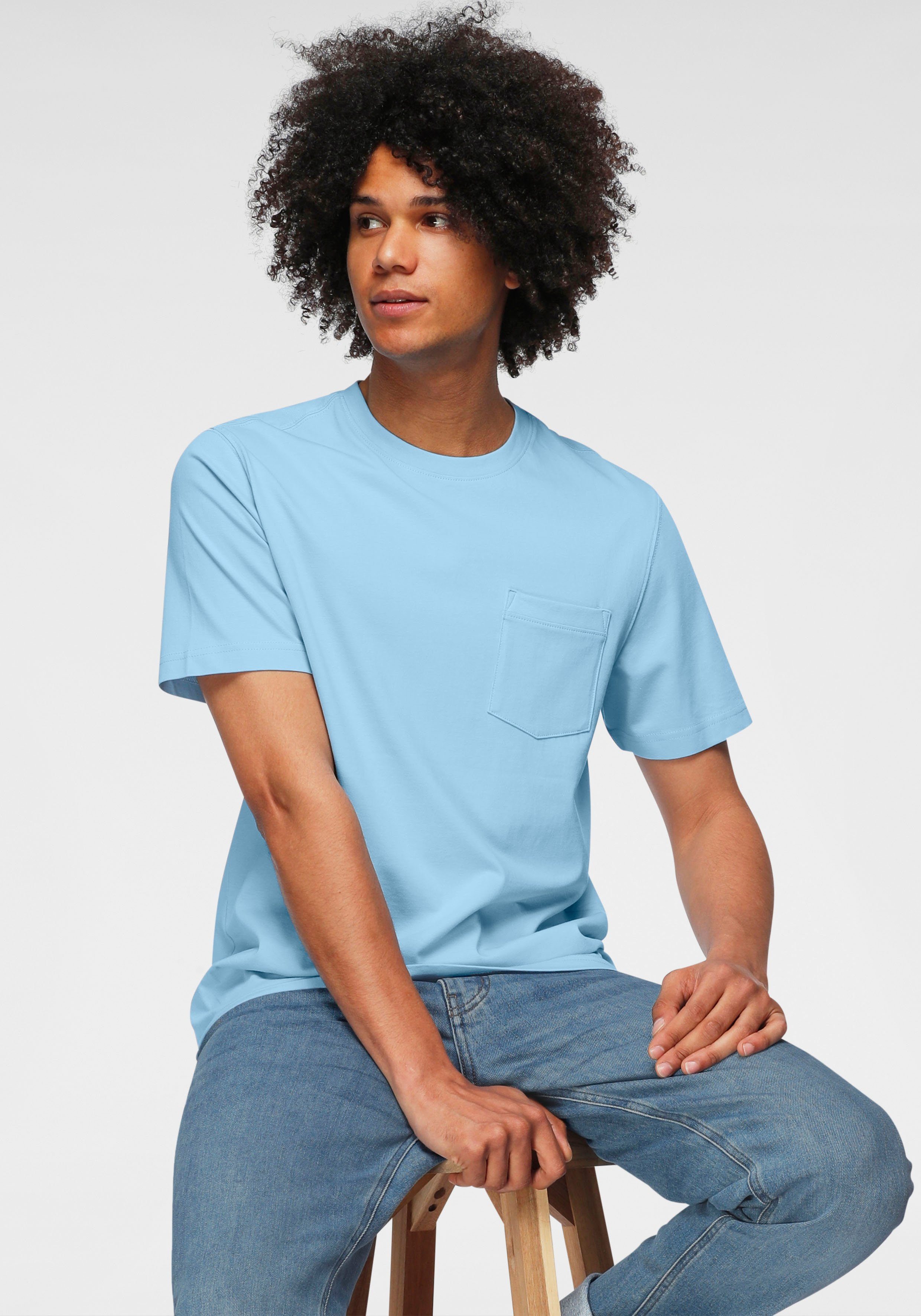 OTTO products T-Shirt aus Bio-Baumwolle mit Brusttasche hellblau