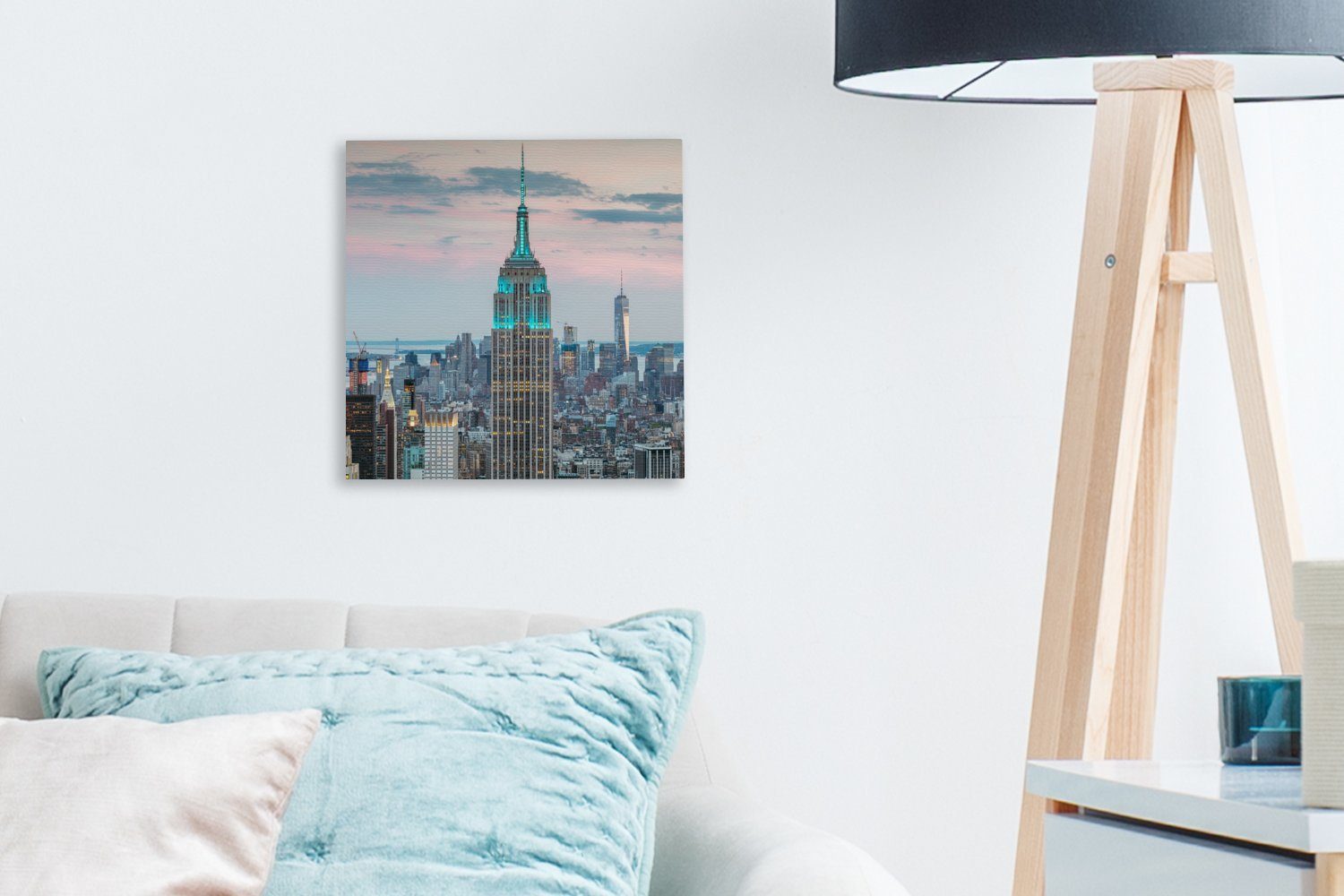 Das New Schlafzimmer OneMillionCanvasses® beleuchtete Empire Bilder Leinwand Building Leinwandbild für State York, in Wohnzimmer (1 St),