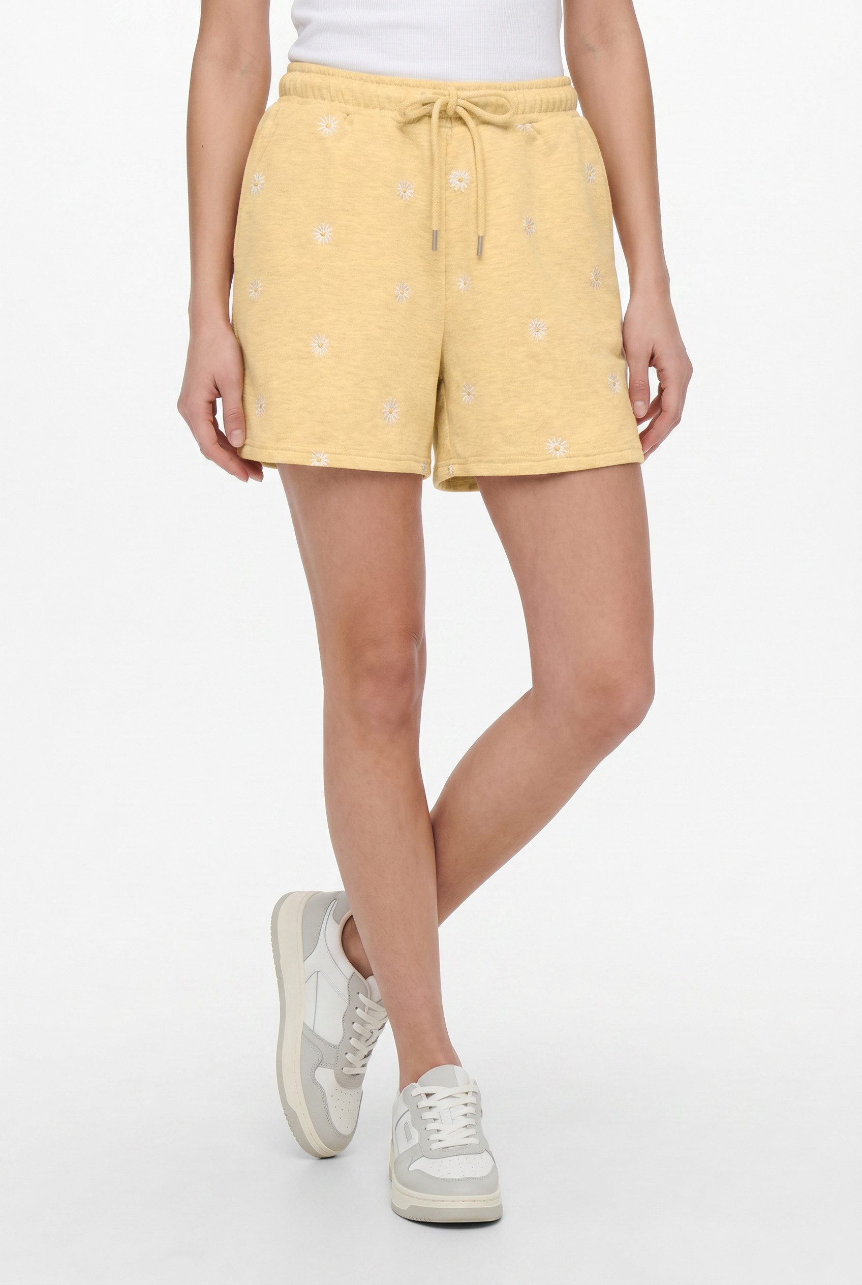 ONLY Sweatshorts ONLLUNA BERMUDA SHORTS UB SWT Polyester, regular fit