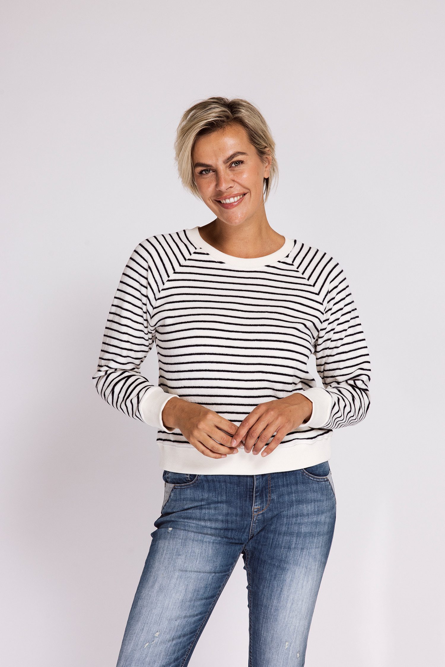 Zhrill Sweater KOA RH Sweat Nicki ohne Verschluss, normale Passform