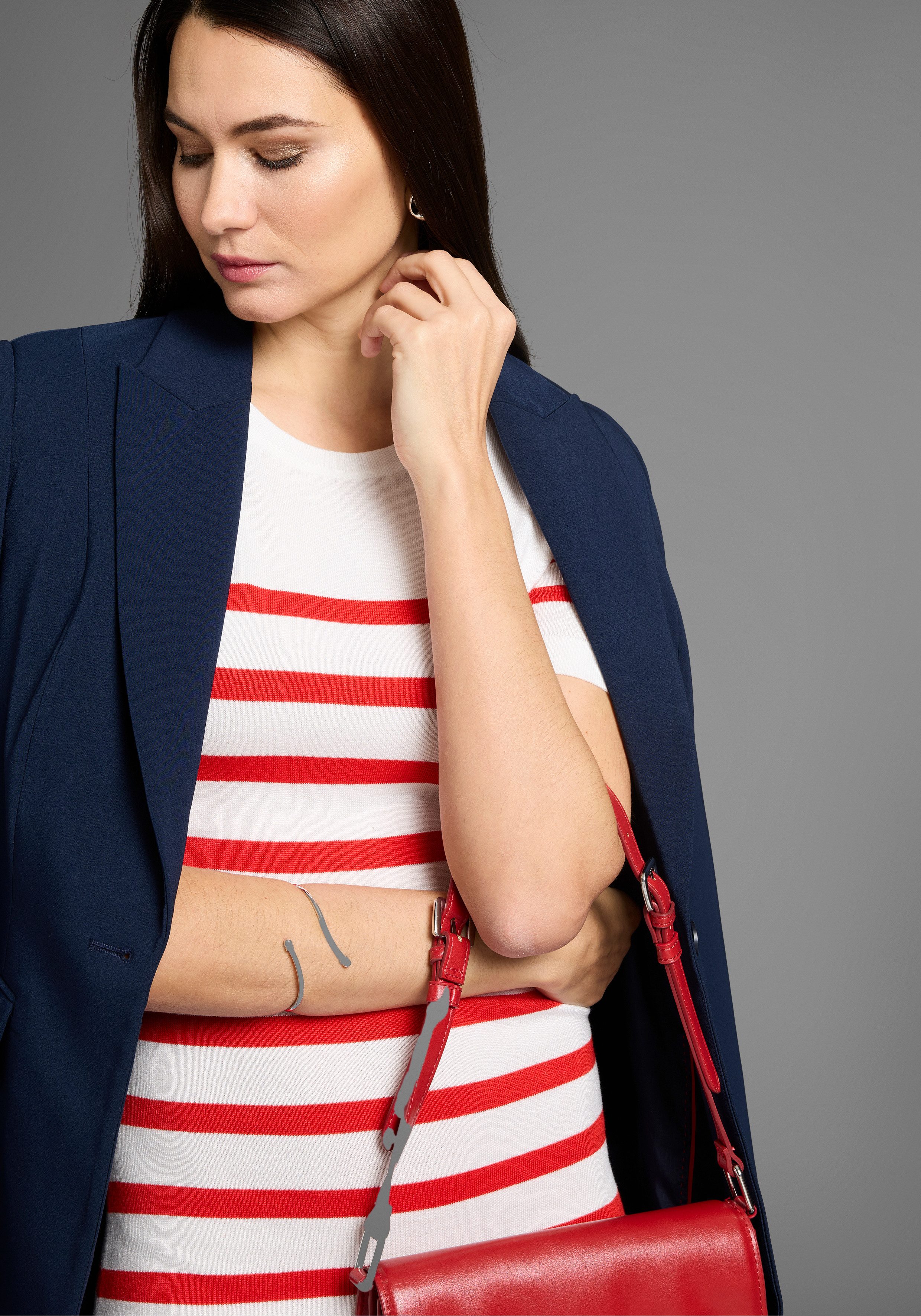 HECHTER PARIS Strickkleid mit Streifen. Reduzierter Preis € 22,86. Unverbindliche Preisempfehlung € 59,99