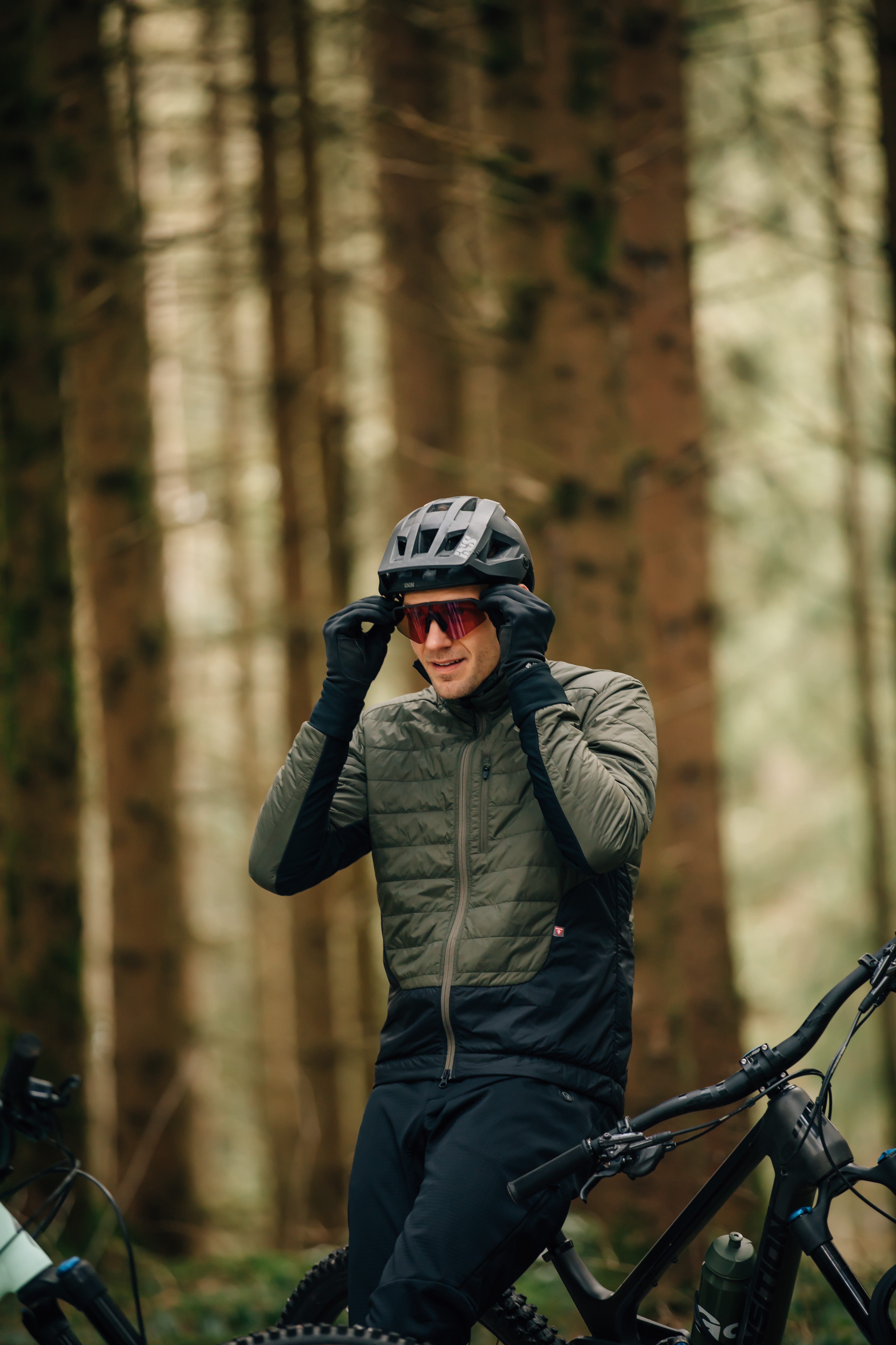Gonso Fahrradjacke Trail Jacket Primaloft M Herren Radjacke, warme und atmungsaktive Primaloft-Jacke