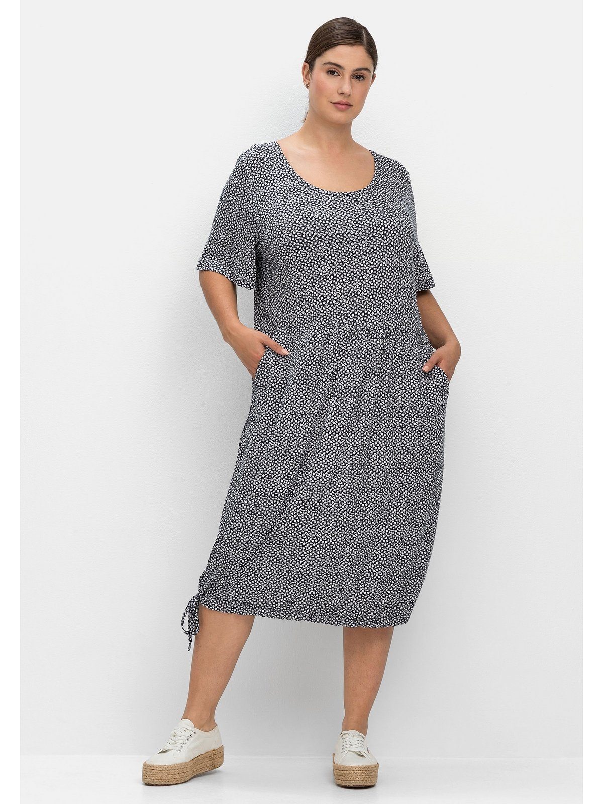 Sheego Sommerkleid Große Größen mit Minimalprint und Saum-Tunnelzug