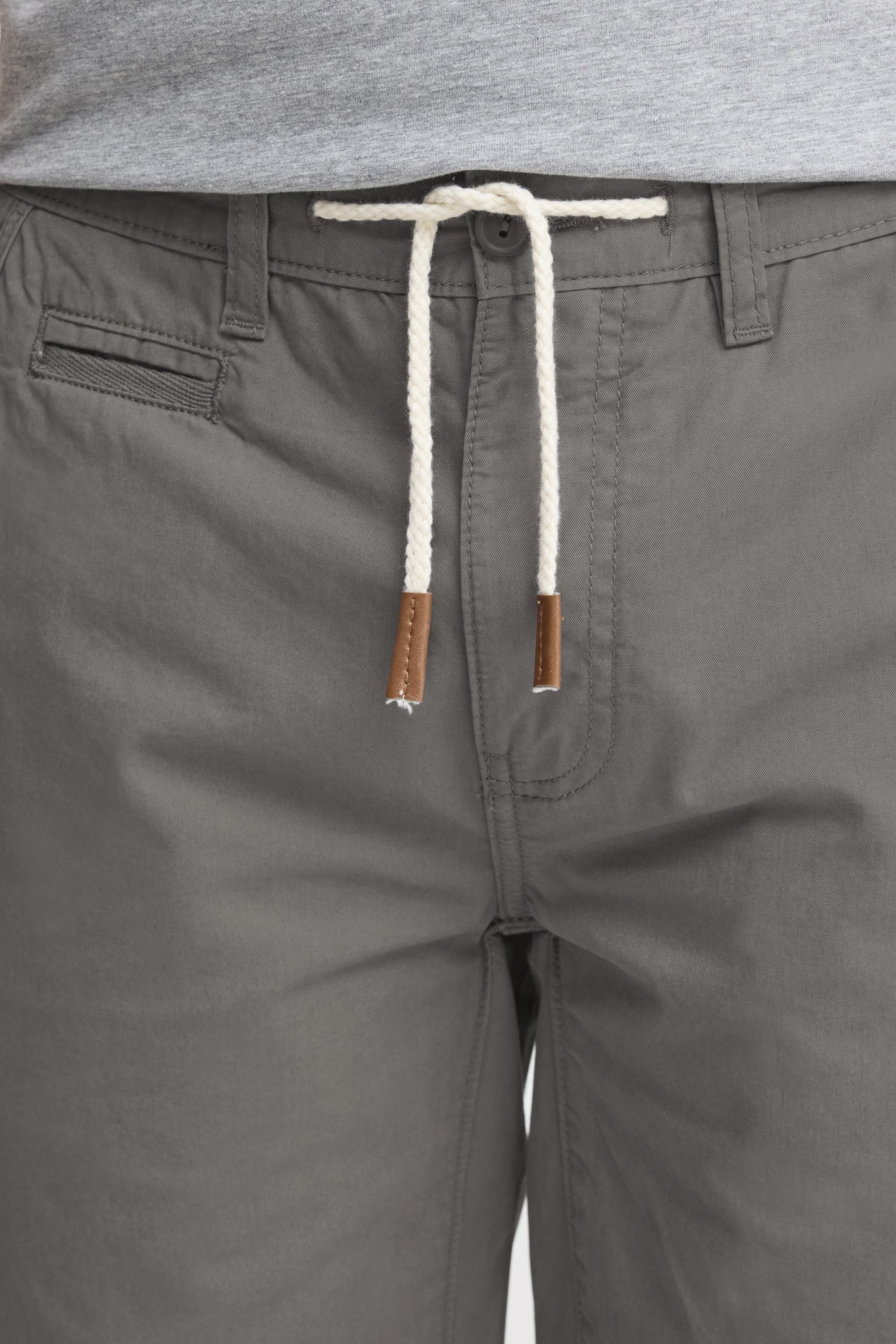 Blend Chinoshorts BHKaito Chino Shorts mit weißen Kontrastkordeln
