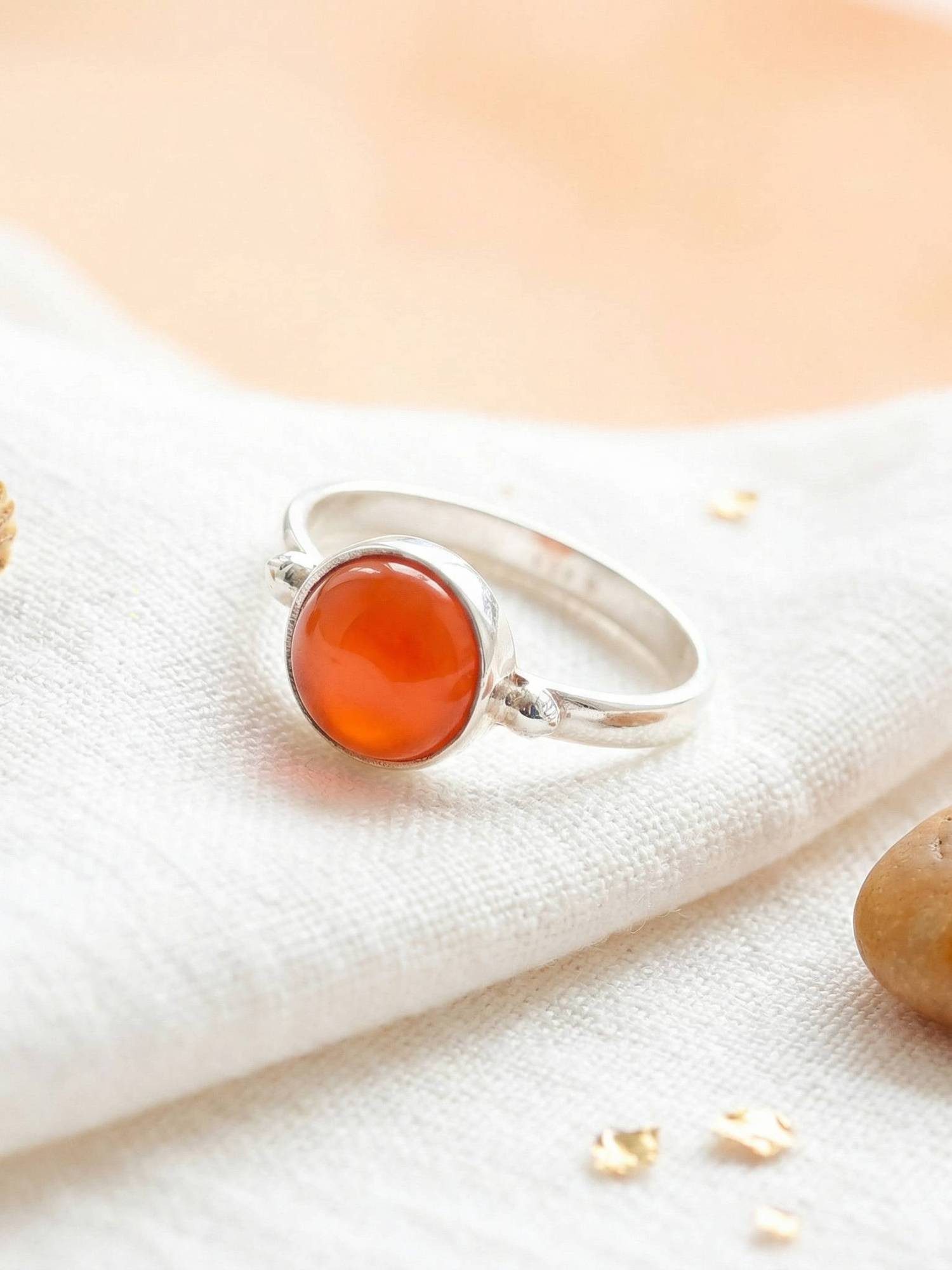 mantraroma Silberring HANA aus 925 Silber mit Karneol (Ring mit Schmuckbeutel), Damenring aus 925er Silber