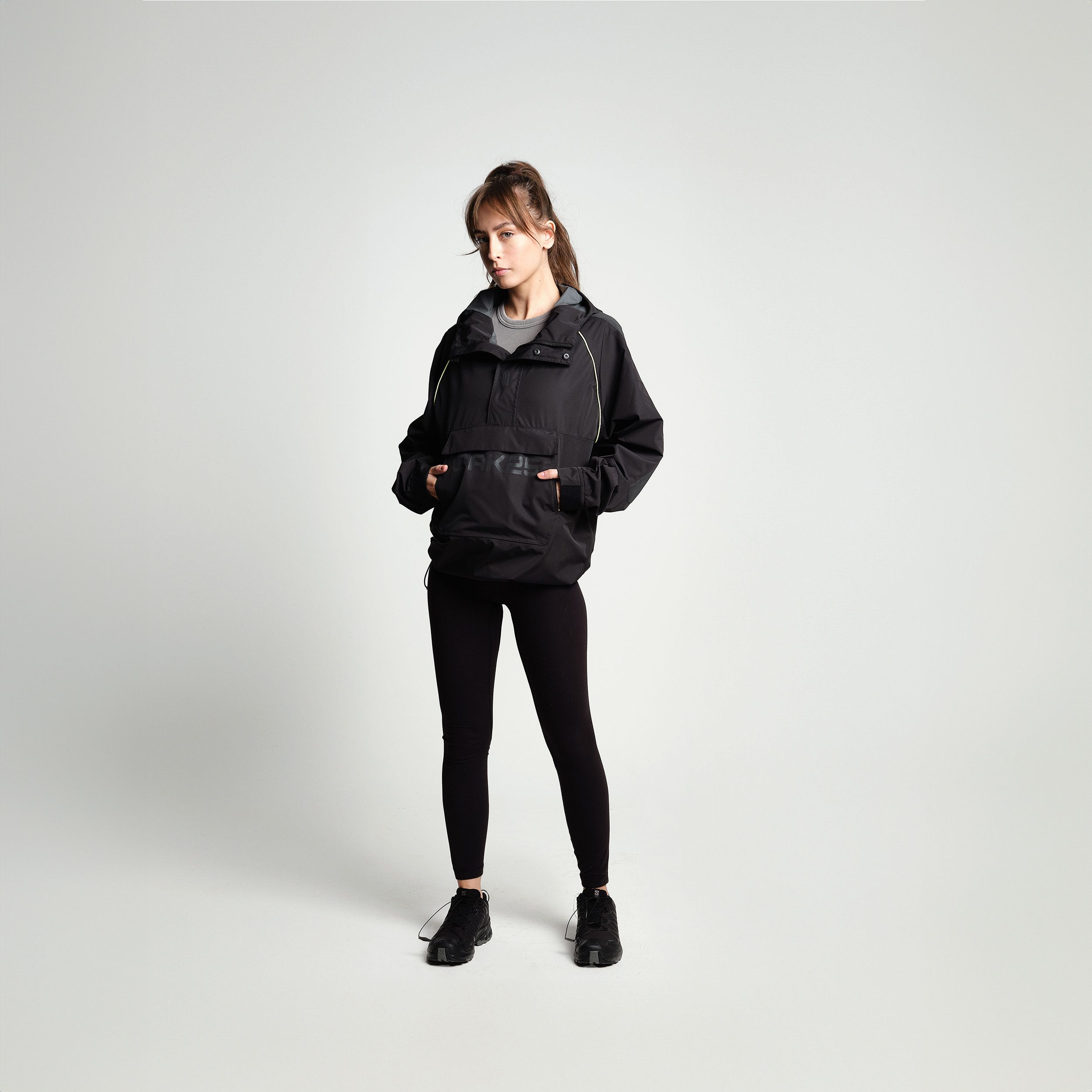 OAK25 Regenjacke Commute Rainbreaker Windbreaker Regenjacke (1-St) Verstaubare Übergangsjacke, 10.000mm Wassersäule