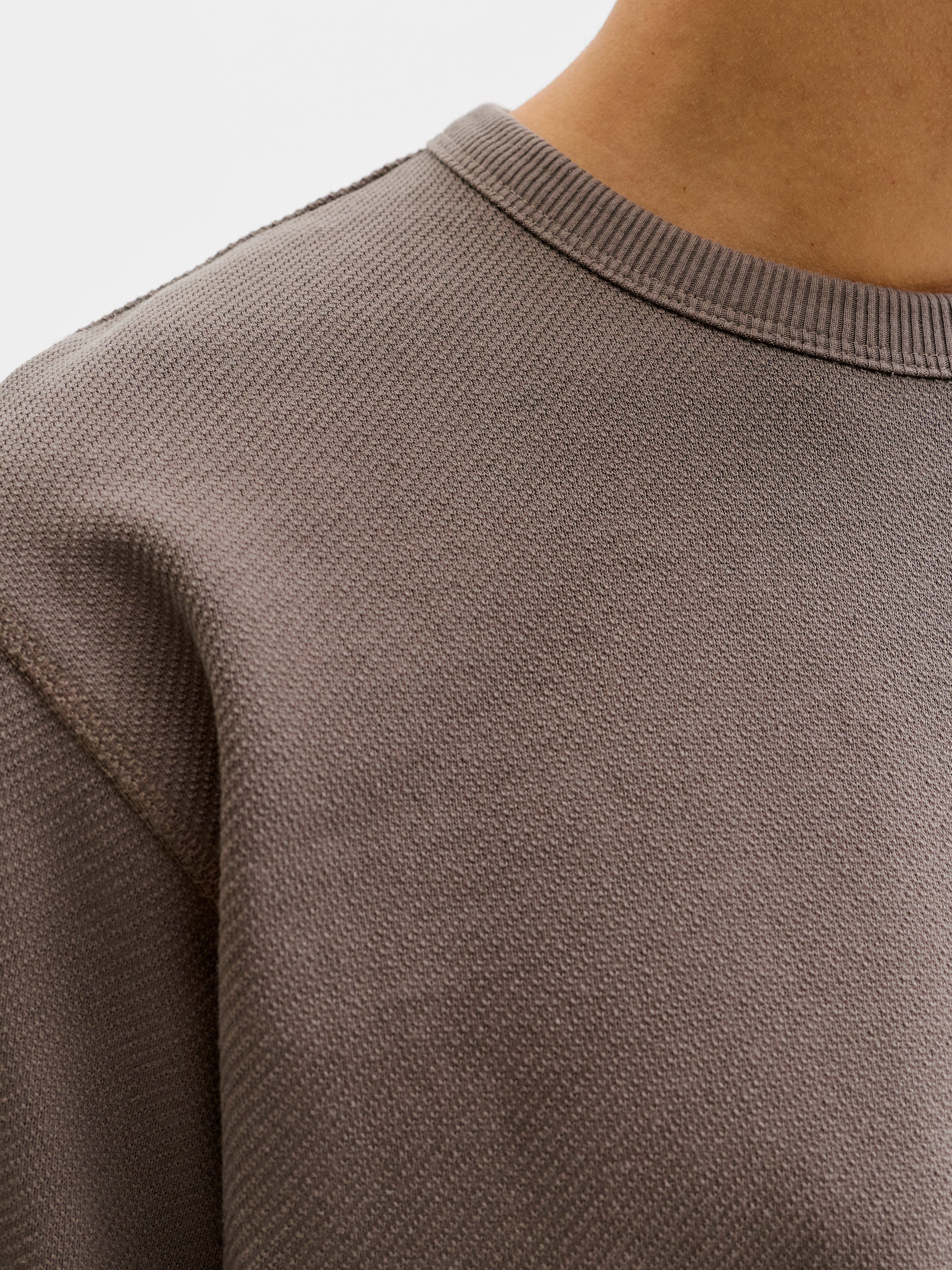 Jack & Jones Sweatshirt JJEDOVER CLASSIC SWEAT CREW NECK SN mit Markenlabel