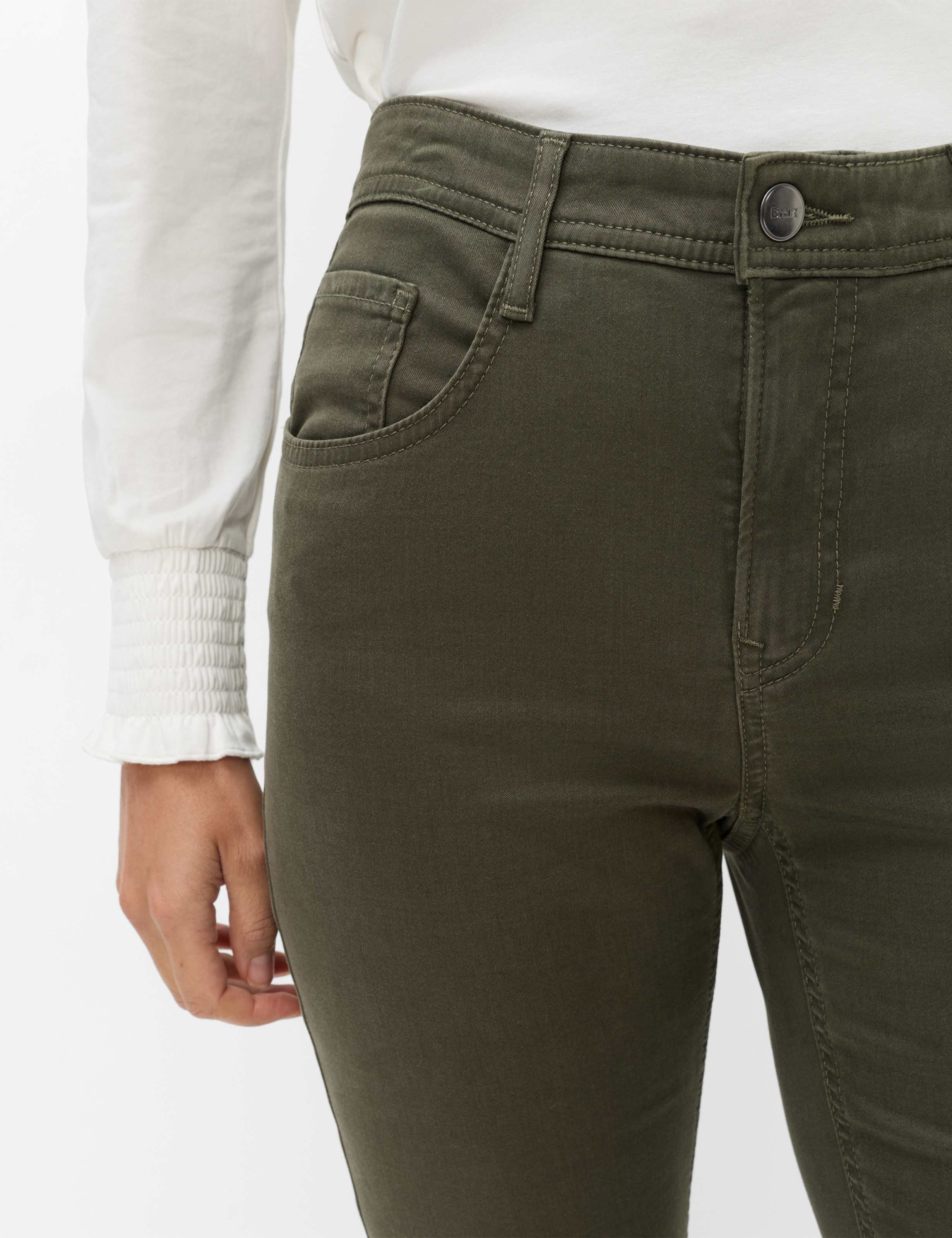 Brax 5-Pocket-Hose Style MARY Cotton Dream: Five-Pocket-Hose im Regular Fit – Bild 4 von 5
