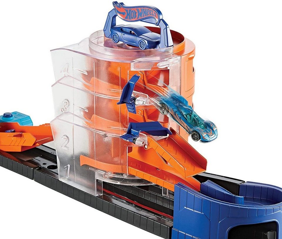 Spin, Mattel® Super Hot einem - City Spielzeug-Auto - inkl. Wheels Fahrzeug Parkhaus