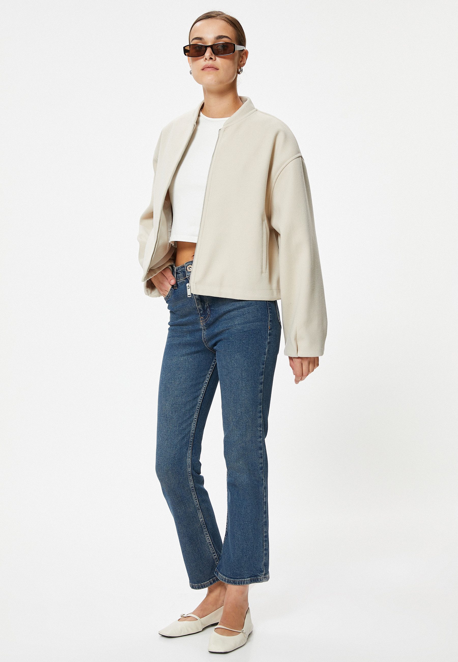 5-Pocket-Jeans Normale Leibhöhe Kick Flare