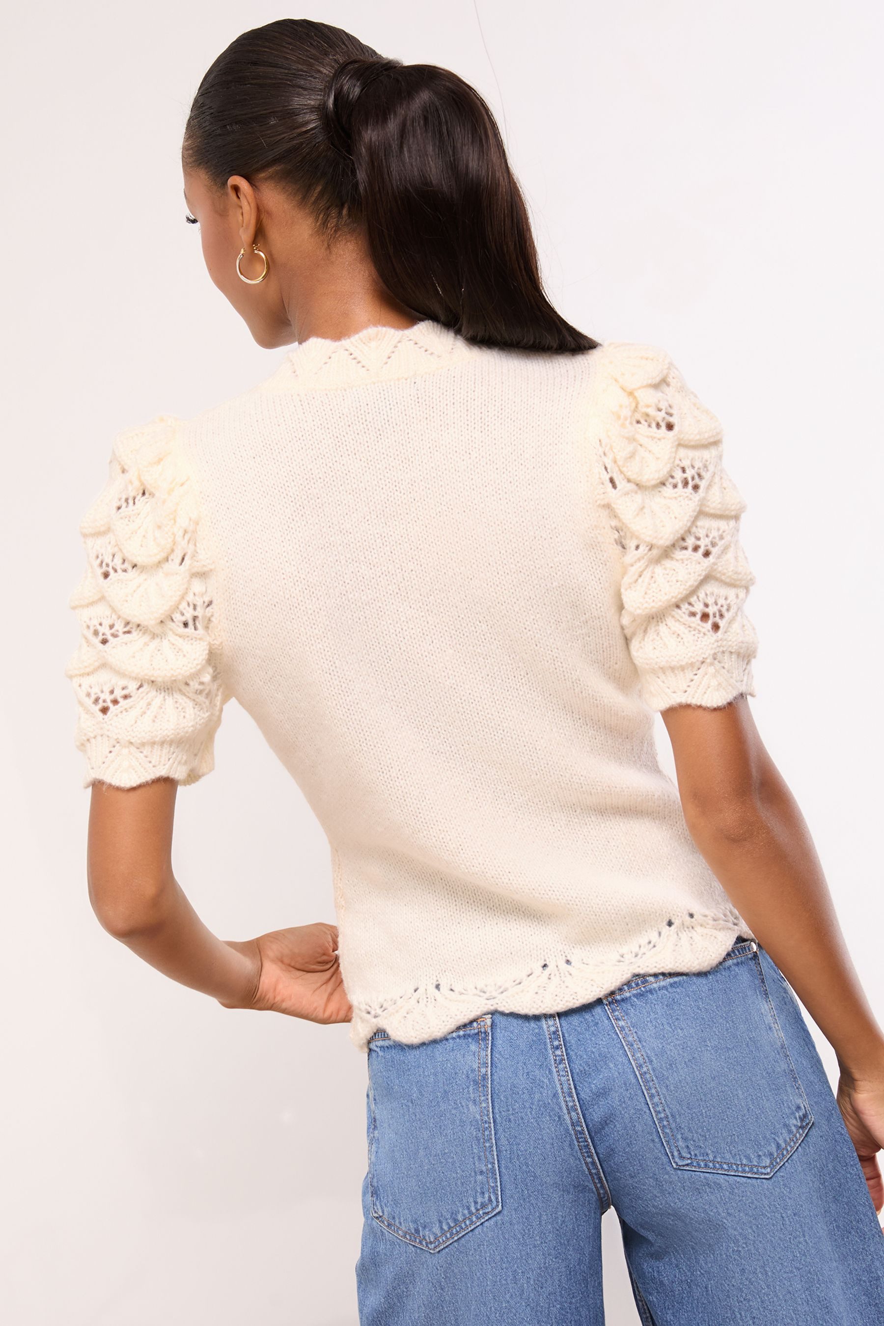 LIPSY Strickjacke Lipsy kurzärmelige Pointelle-Strickjacke, Regular (1-tlg) günstig online kaufen