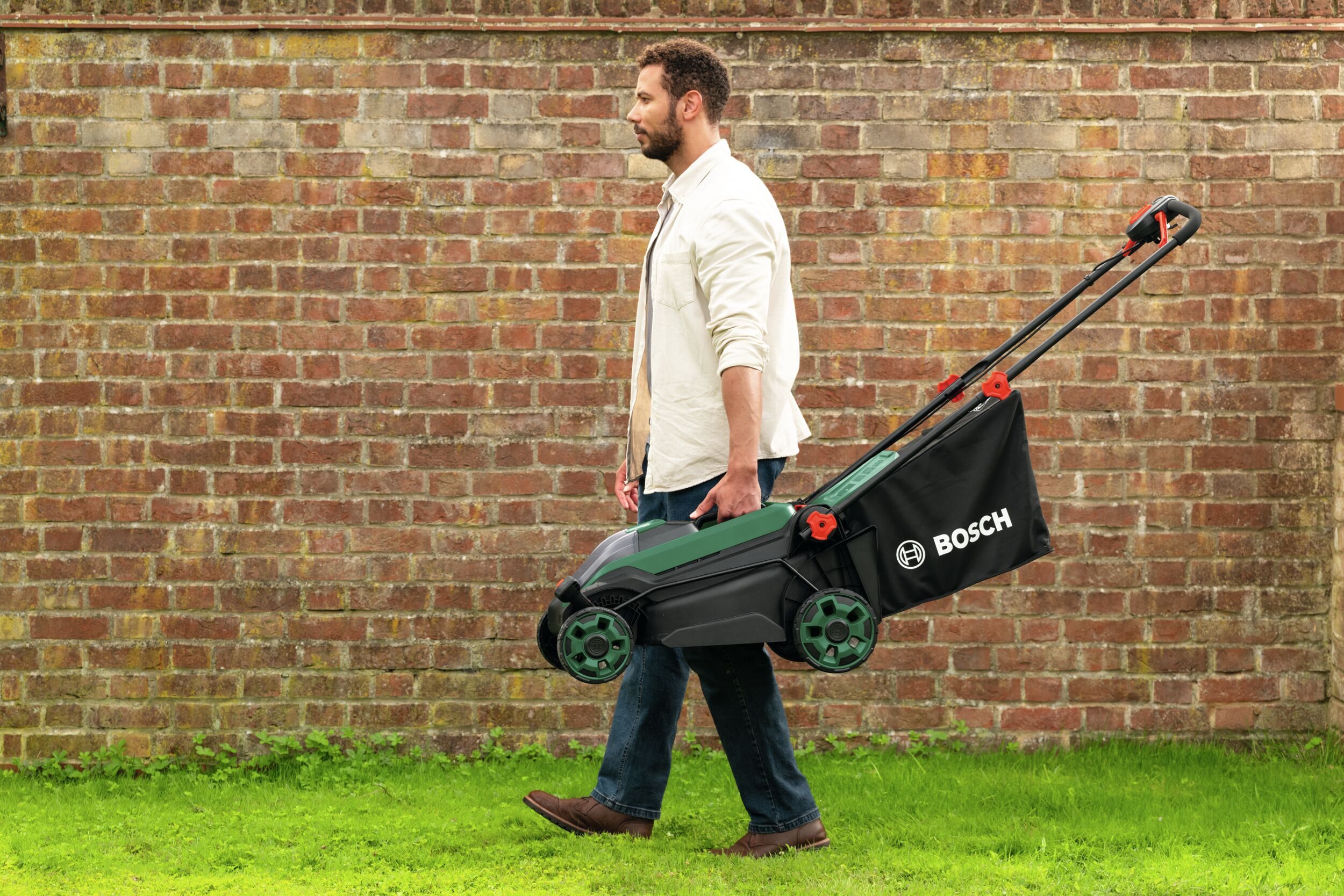 BOSCH Akkurasenmäher Rotak 18V2-38, 38 cm Schnittbreite, Ohne Akku - im Karton