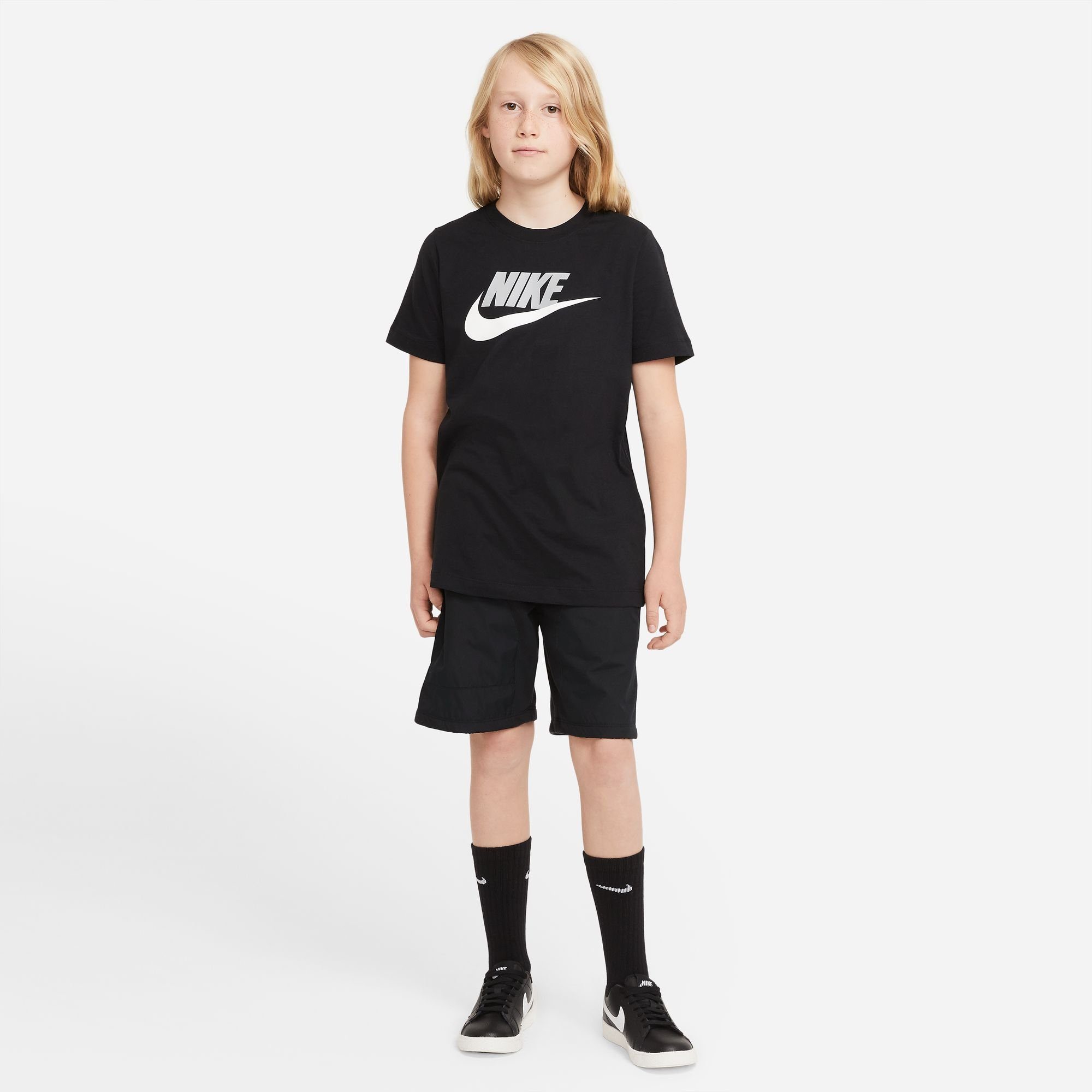 T-Shirt COTTON KIDS' BIG schwarz-grau-weiß Nike T-SHIRT Sportswear