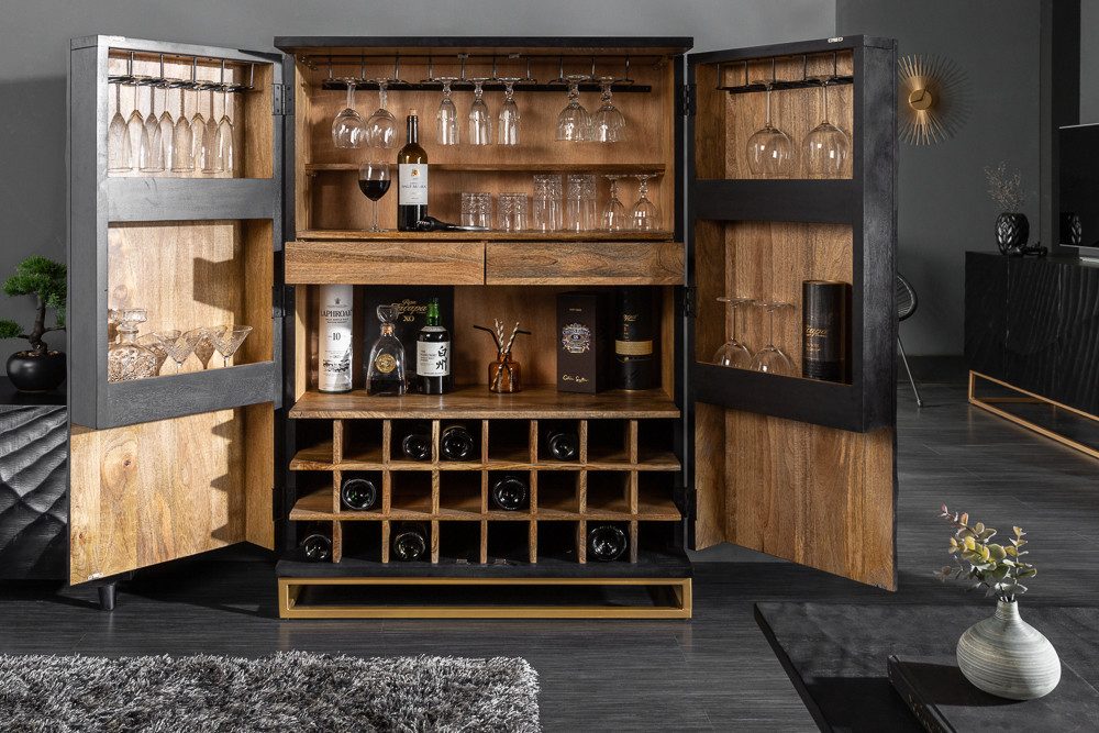 riess-ambiente Barschrank SCORPION 140cm schwarz / gold (Einzelartikel, 1-St) Wohnzimmer · Massivholz · Metall · 3D Schnitzereien