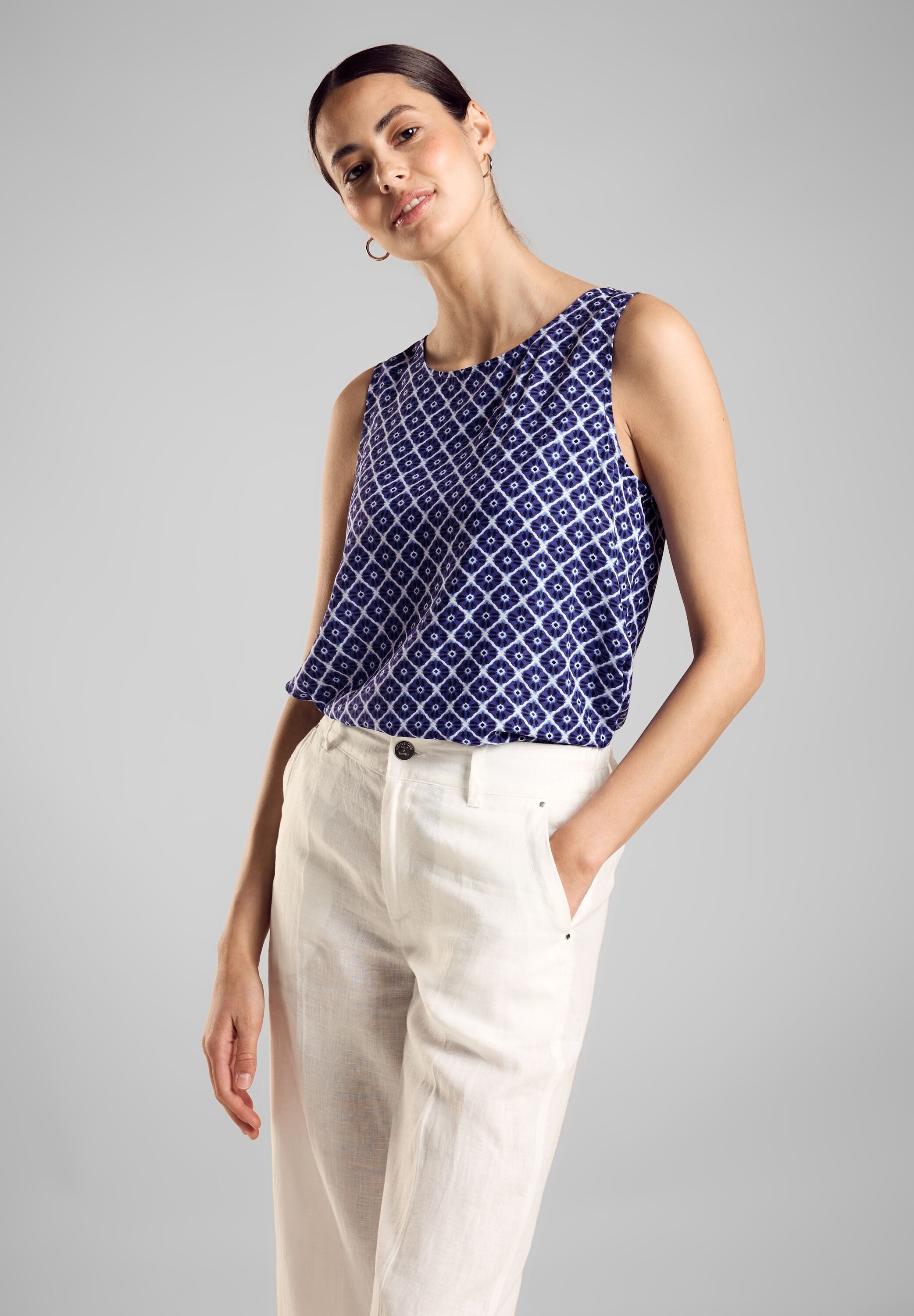 STREET ONE Blusentop aus softer Viskose. Reduzierter Preis € 29,99. Unverbindliche Preisempfehlung € 39,99
