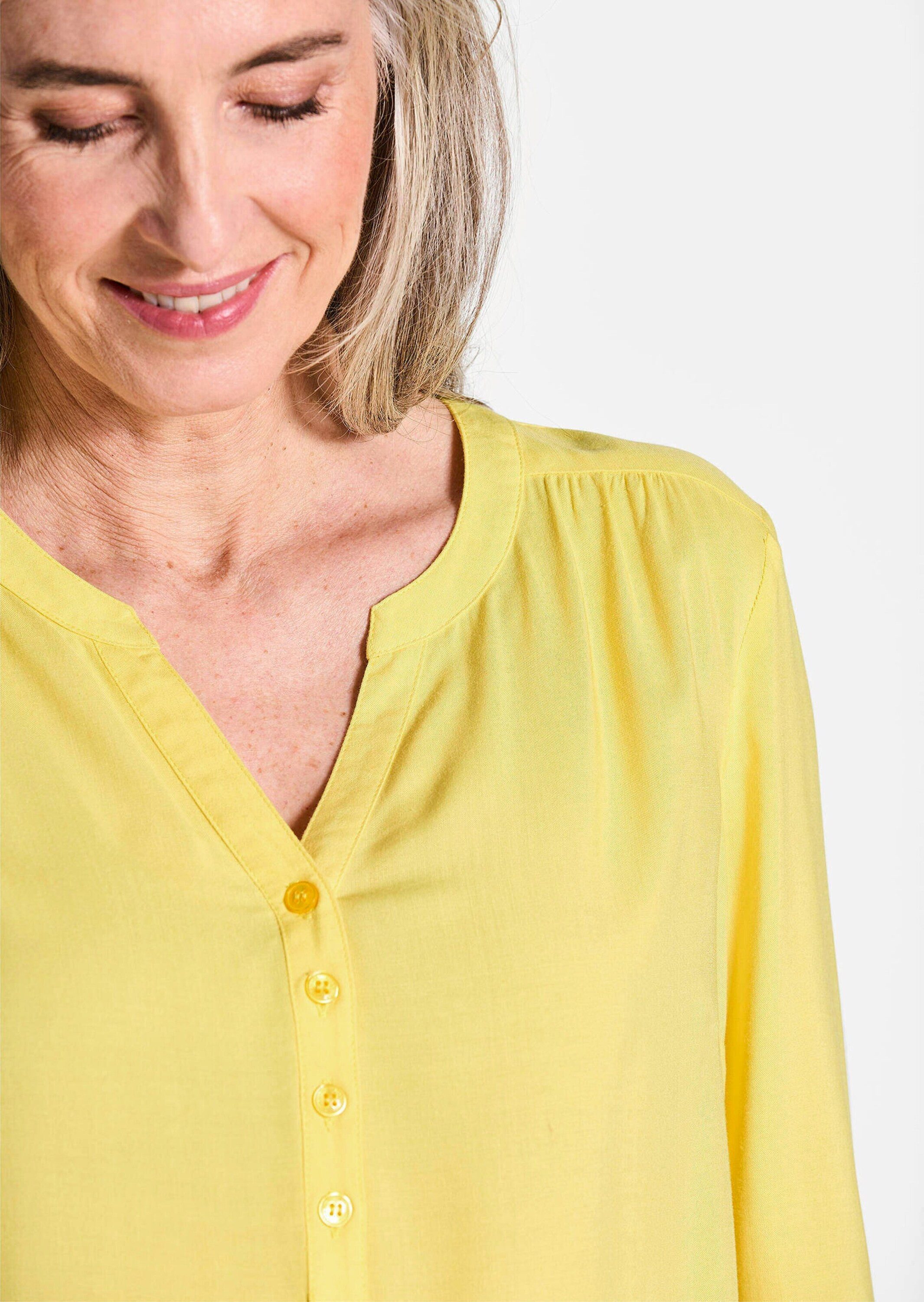 GOLDNER Schlupfbluse Kurzgröße: Elegante Viskosebluse mit V-Ausschnitt Luftige Bluse mit Fältchen, Knopfleiste und Langarm