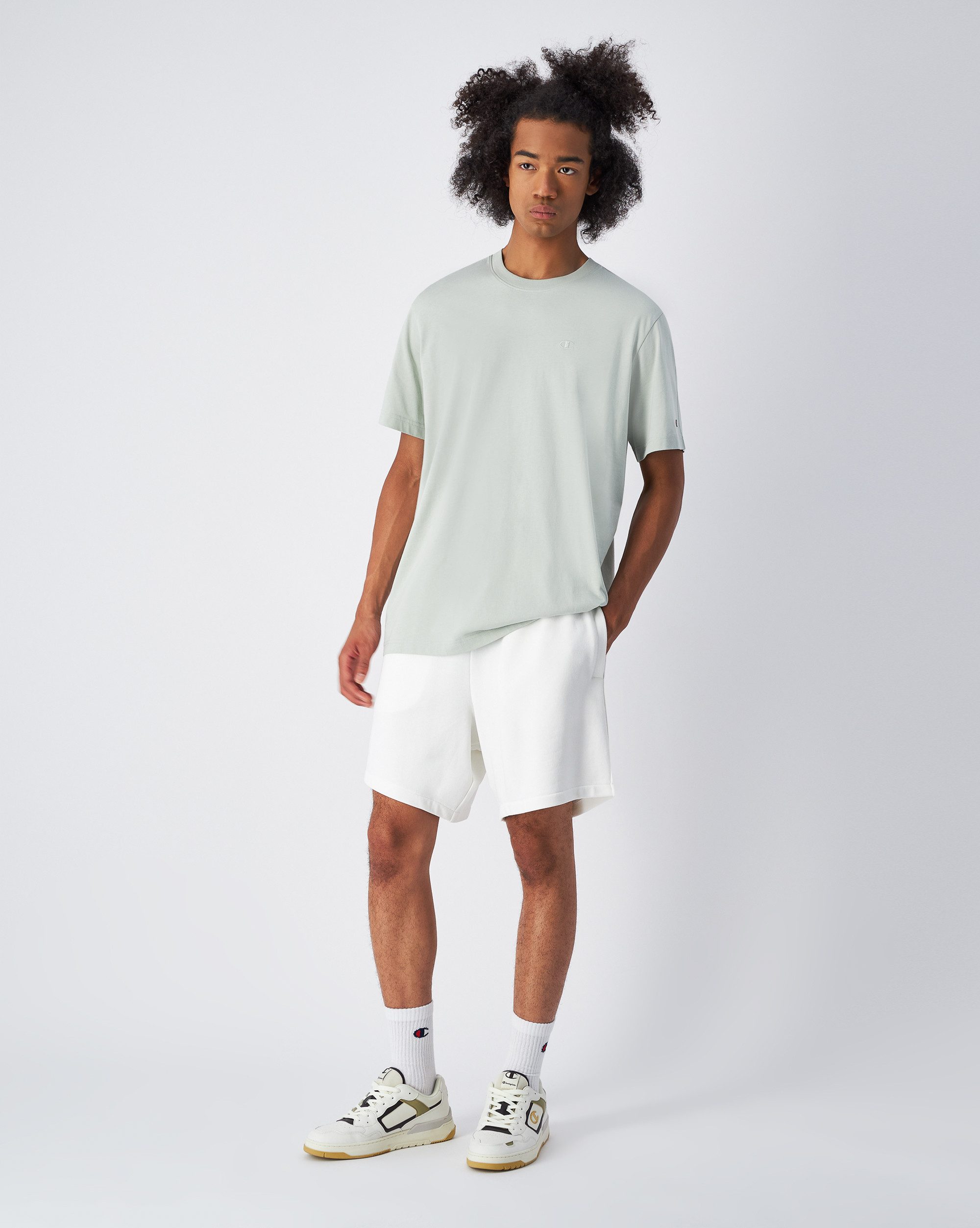 Champion T-Shirt ICONS TONAL T-Shirt sportlicher Stil, aus Baumwolle, Kurzarm, komfortabler Sitz