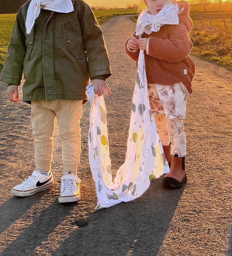 Mama Poppins Germany Glückskind in Bio-Baumwolle, Germany Stoffwindeln Designed Babytuch aus Schriftzügen 100% mit süßen