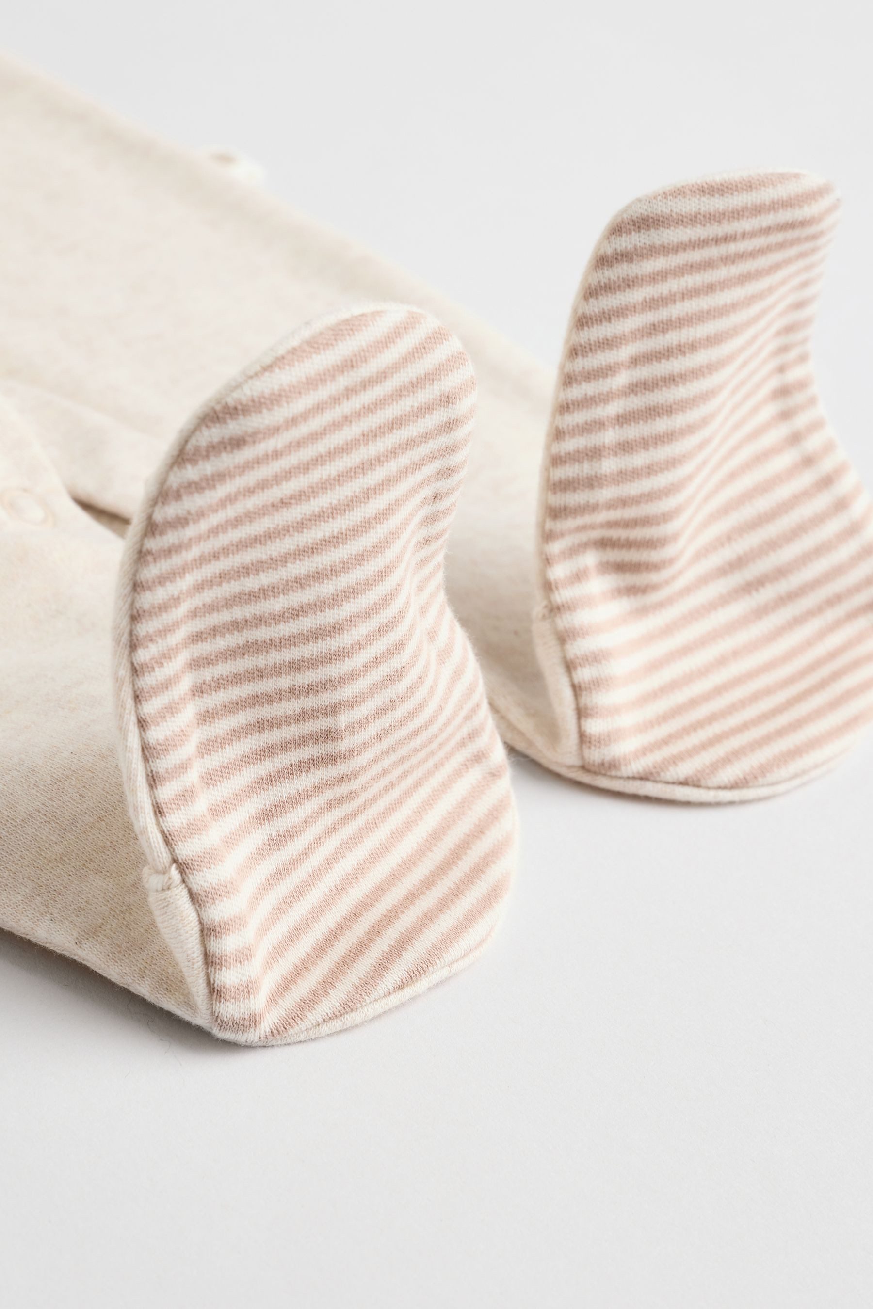 Next Schlafoverall Bestickte Baby-Schlafanzüge, 3er-Pack (3-tlg) – Bild 5 von 5