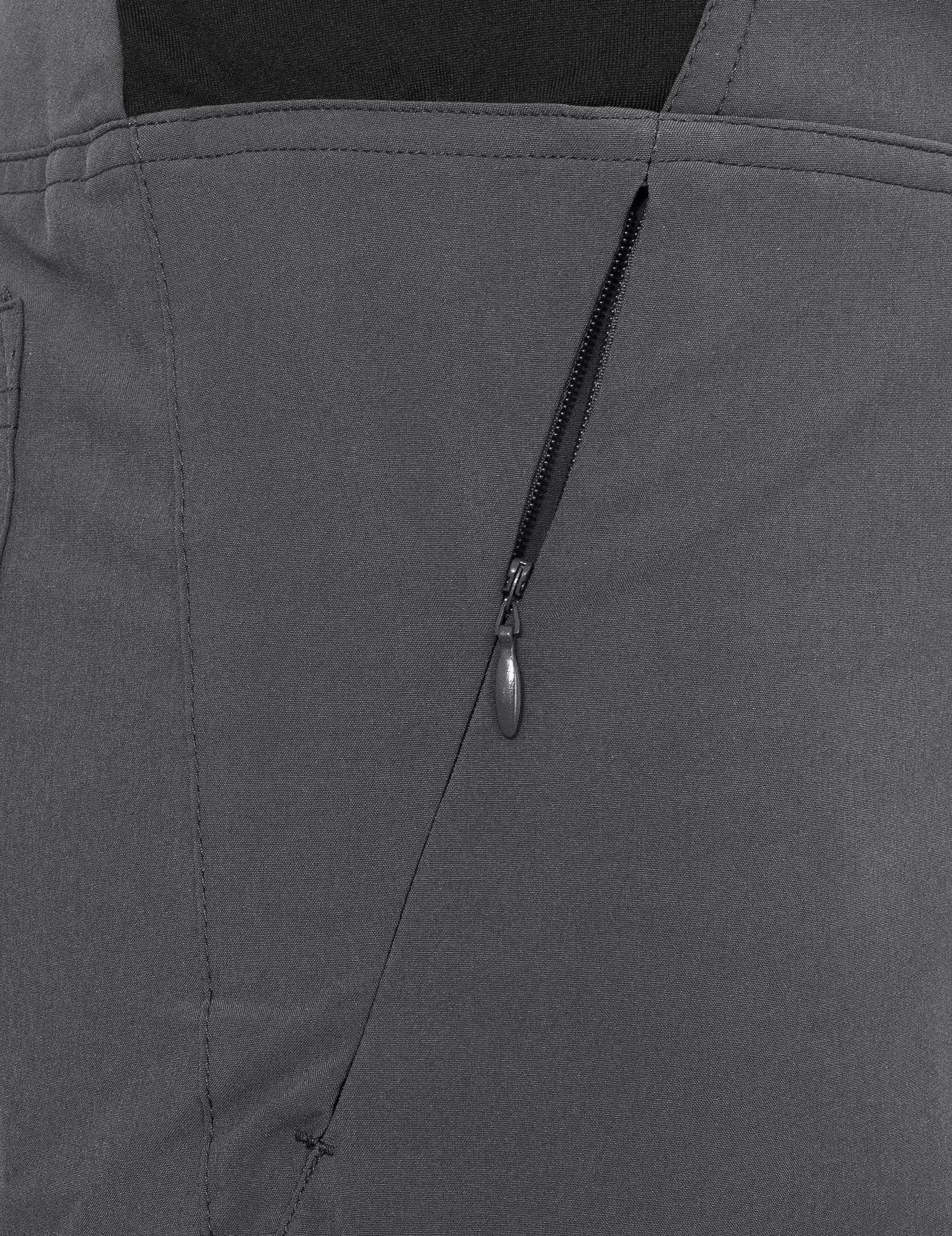 Bergson Outdoorhose AALBORG Vario Bermuda Damen Wandershorts, recycelt, elastisch, sportlich, Normalgrößen, grau