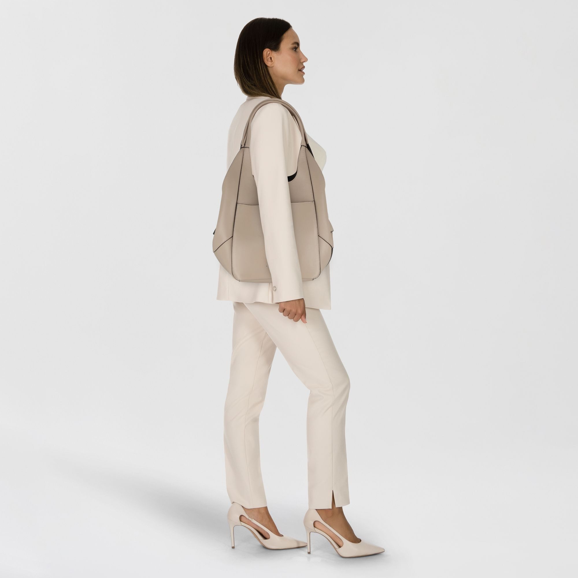 Liebeskind Berlin Schultertasche Lilly, Leder günstig online kaufen