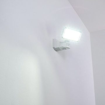 hofstein Außen-Wandleuchte »Velina« LED Außenleuchte mit Bewegungsmelder, 5000 Kelvin, 3 Helligkeitsstufen (Off/Soft/Bright),mit dreh-/schwenkbarem Spot,Weiß