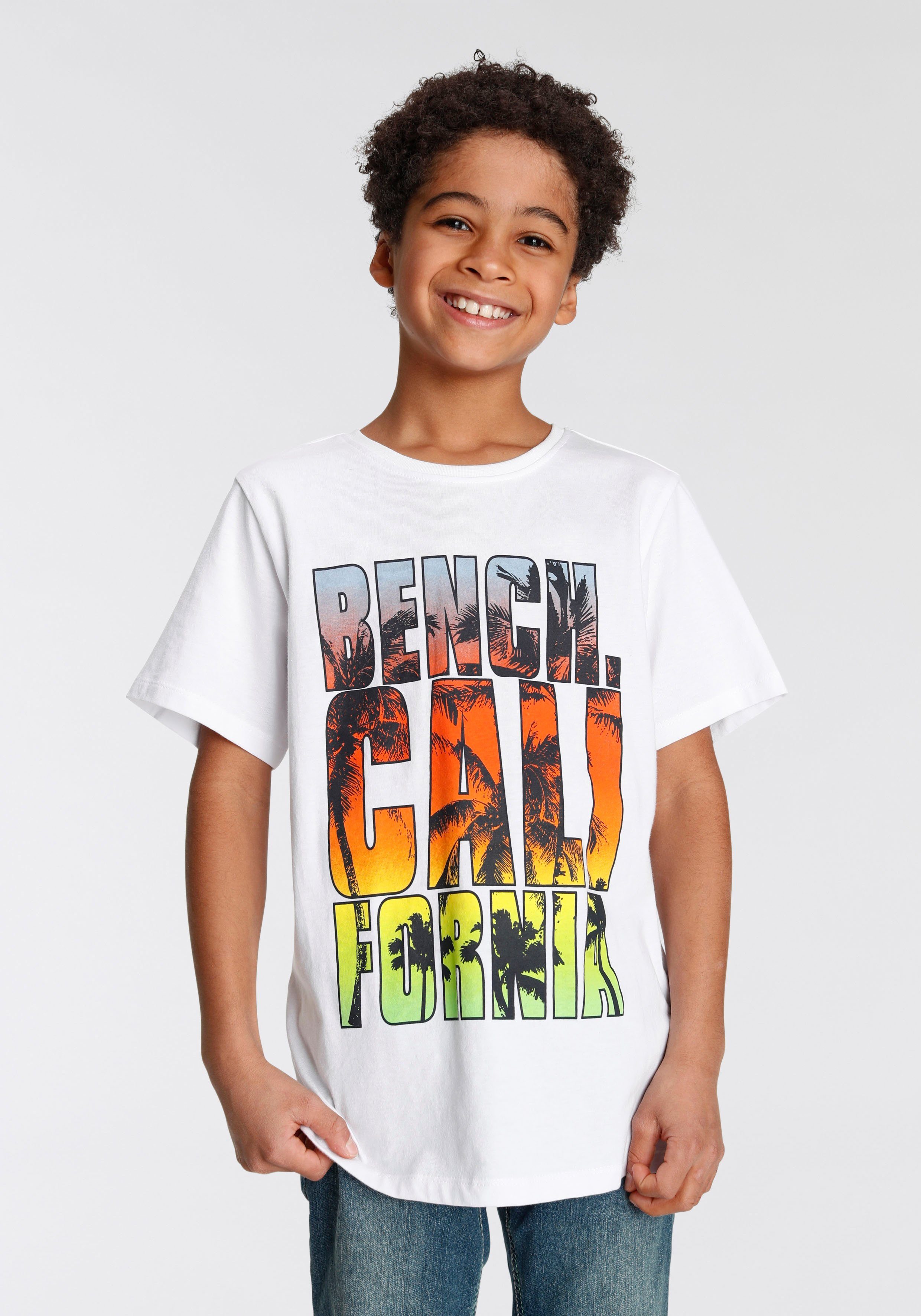 Bench. T-Shirt Fotodruck mit