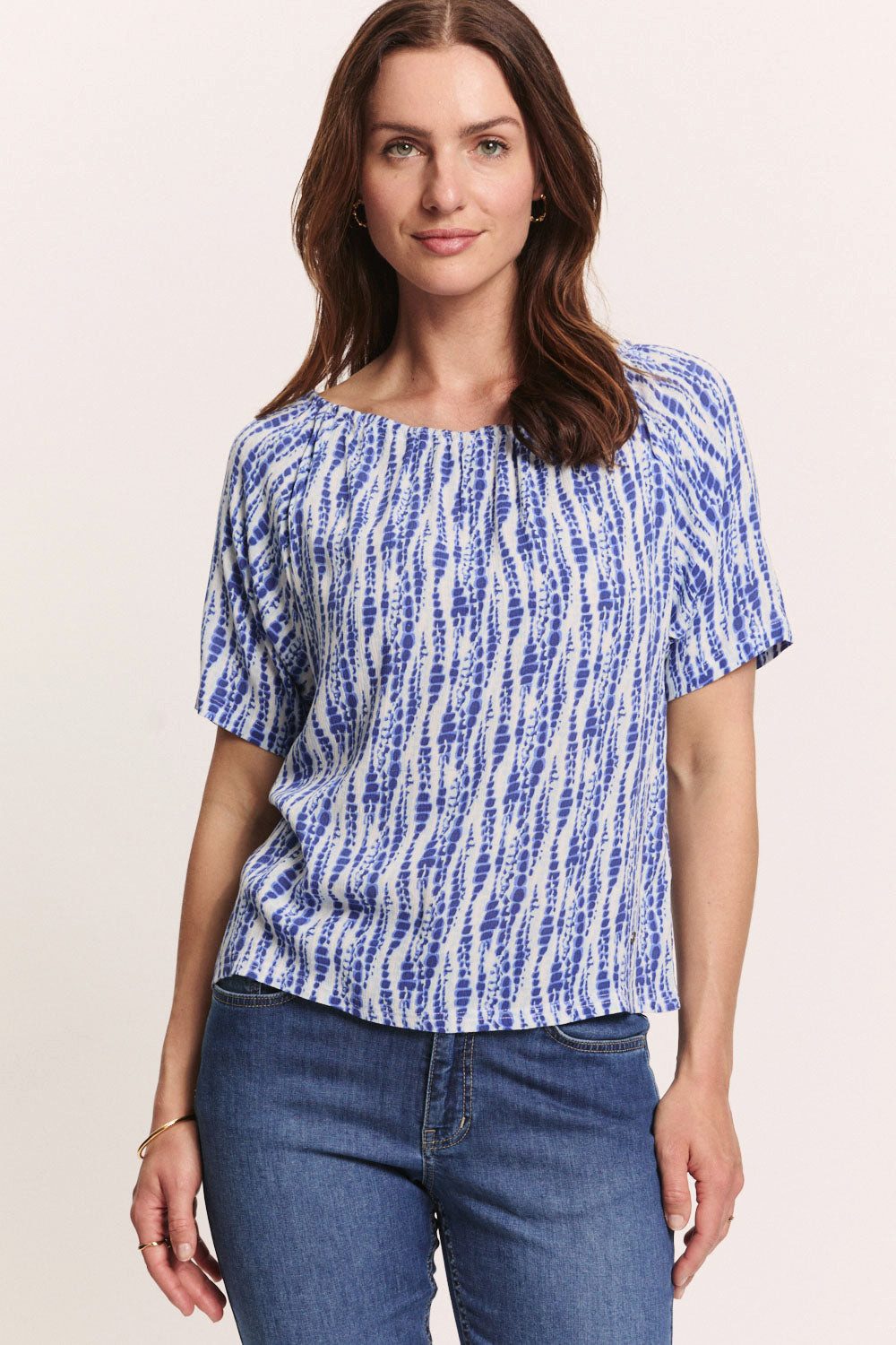 Tranquillo Blusenshirt Bluse Ruuth aus EcoVero™ Viskose Nachhaltige Bluse aus EcoVero Crinkle-Viskose