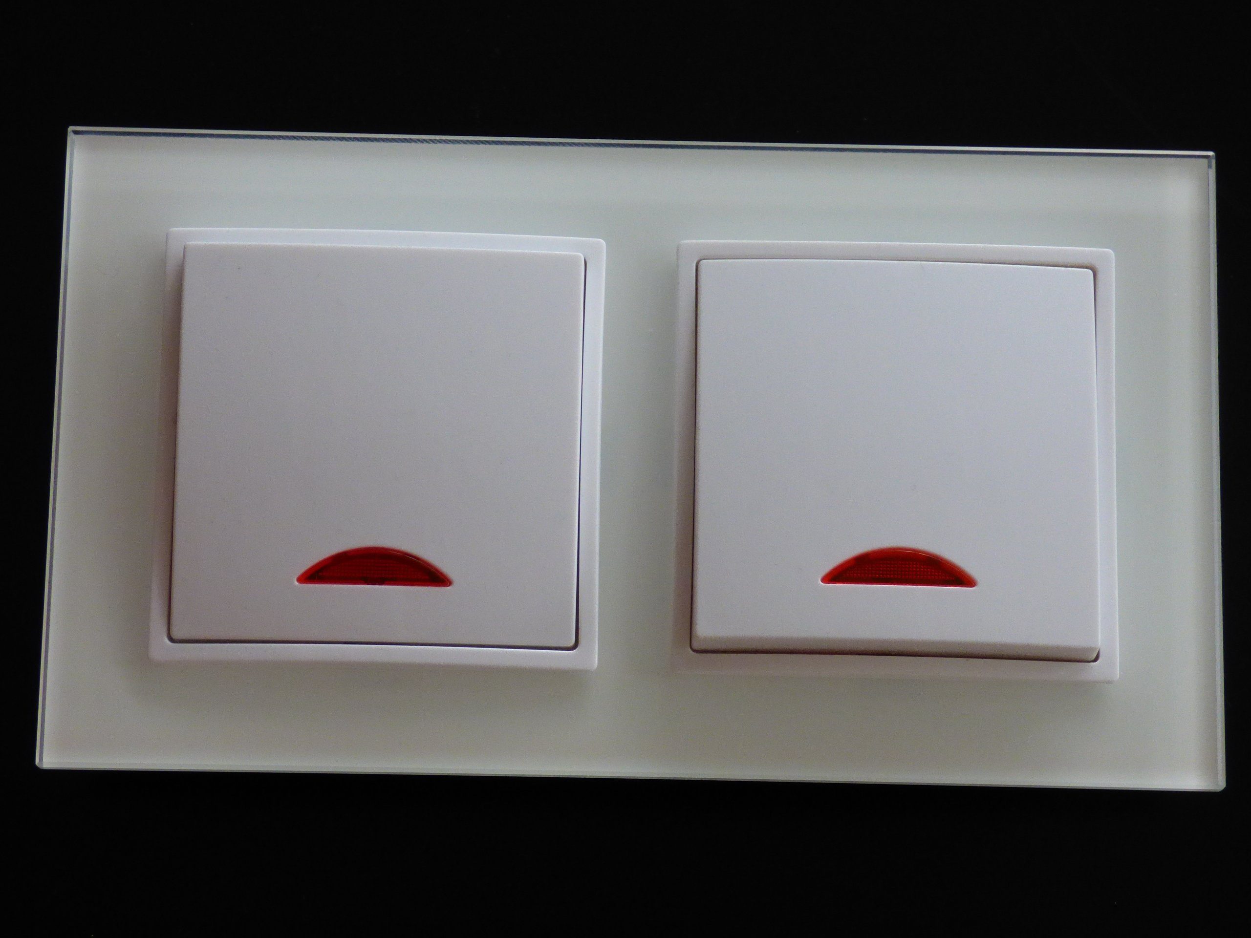 Lichtideen Schalter 7813 ABELKA Nuovo weiß 2x Schalter +Glimmlampe 230 Volt 10 Ampere (Prellfrei: Präziser, reibungsloser Tastvorgang ohne Prellen)