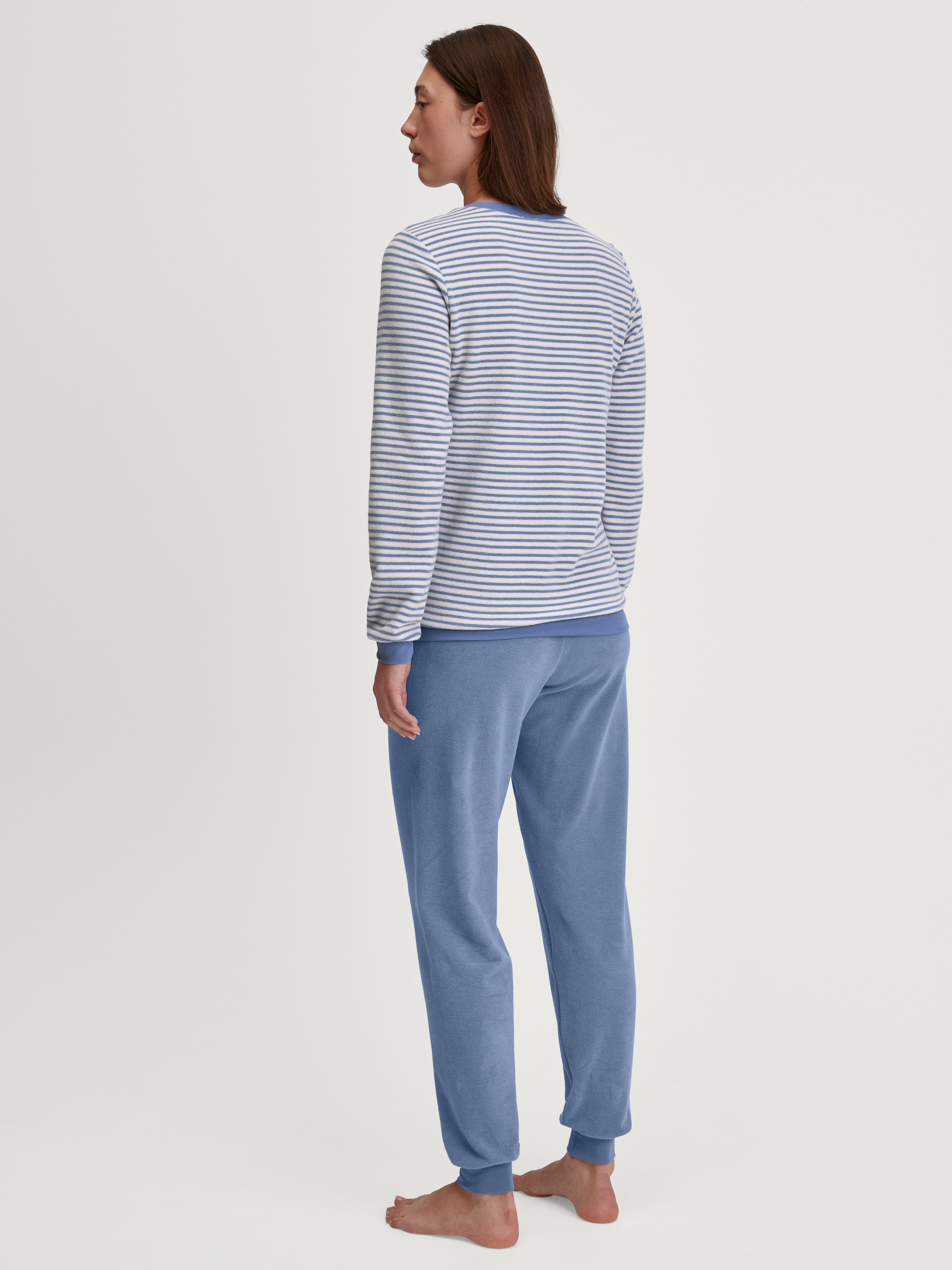 CALIDA Schlafanzug Soft Dreams (2 tlg) Ringel-Design, warm, weich, Frottee-Qualität, Cotton-Mix