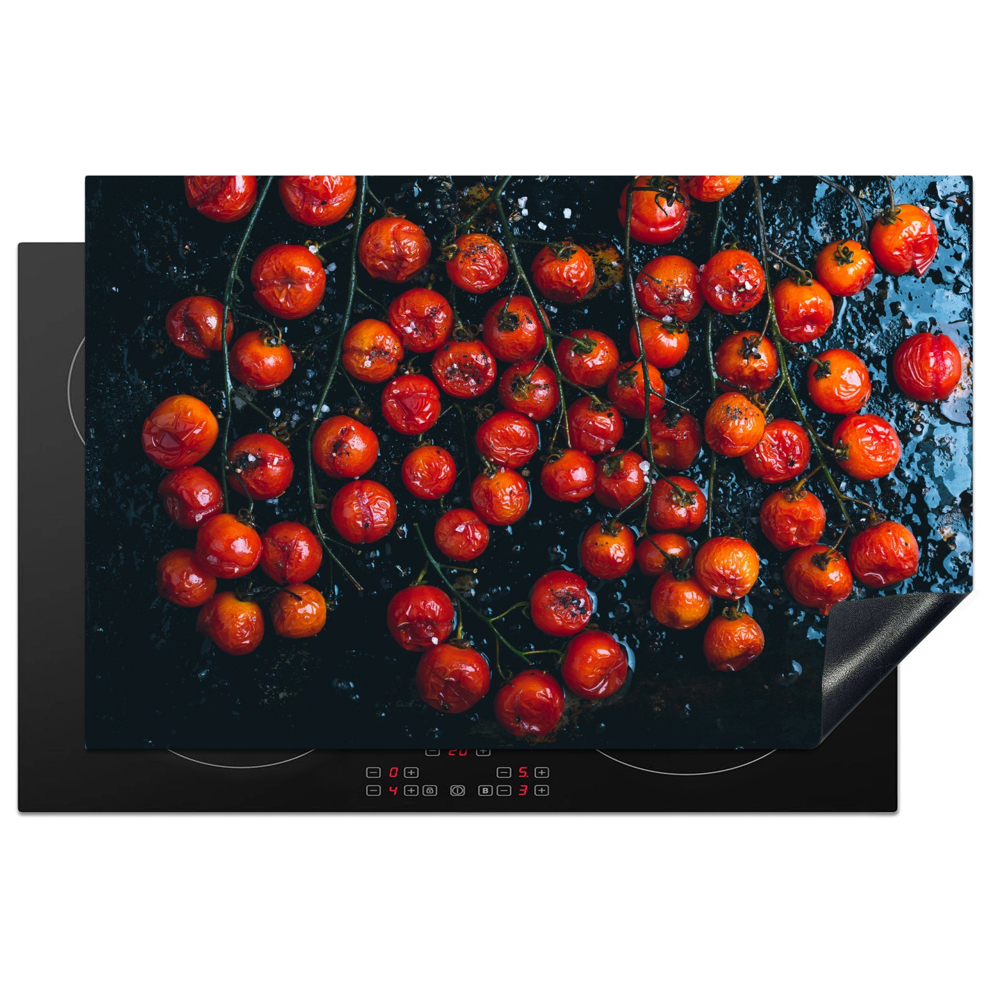 (1 Induktionskochfeld 81x52 einem tlg), Tablett, schwarzen, Tomaten cm, auf küche, Vinyl, MuchoWow rustikalen die Gebratene Schutz Ceranfeldabdeckung für Herdblende-/Abdeckplatte