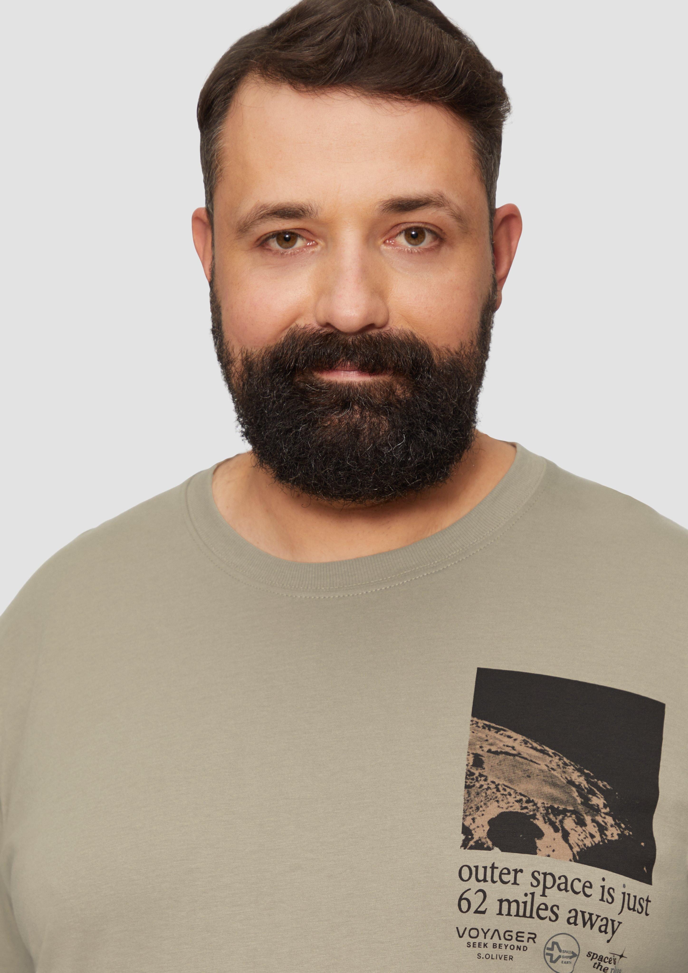 s.Oliver Kurzarmshirt Baumwoll-T-Shirt mit Frontprint günstig online kaufen
